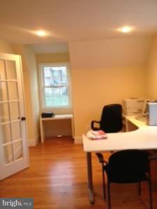 DARNESTOWN OUTSIDE - Residential Lease