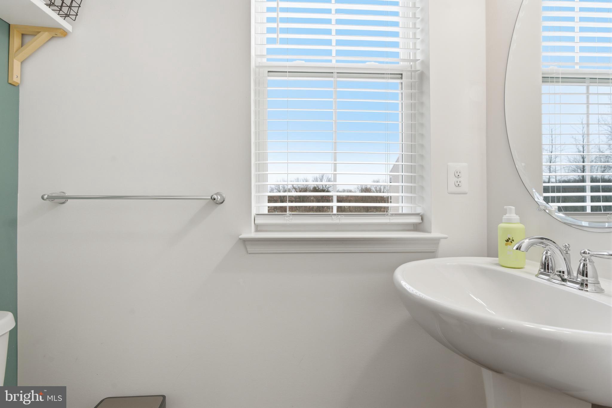 ESSEX - Residential Lease