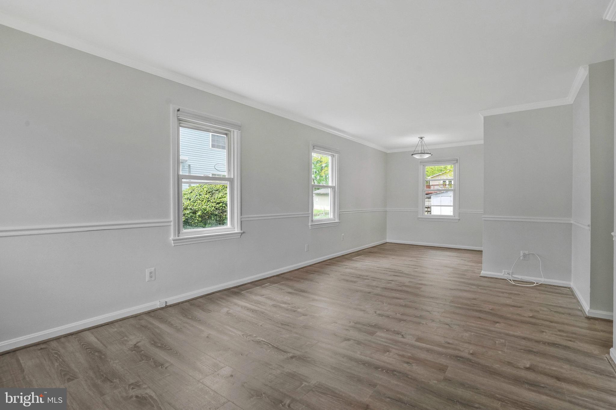 PIMMIT HILLS - Residential Lease