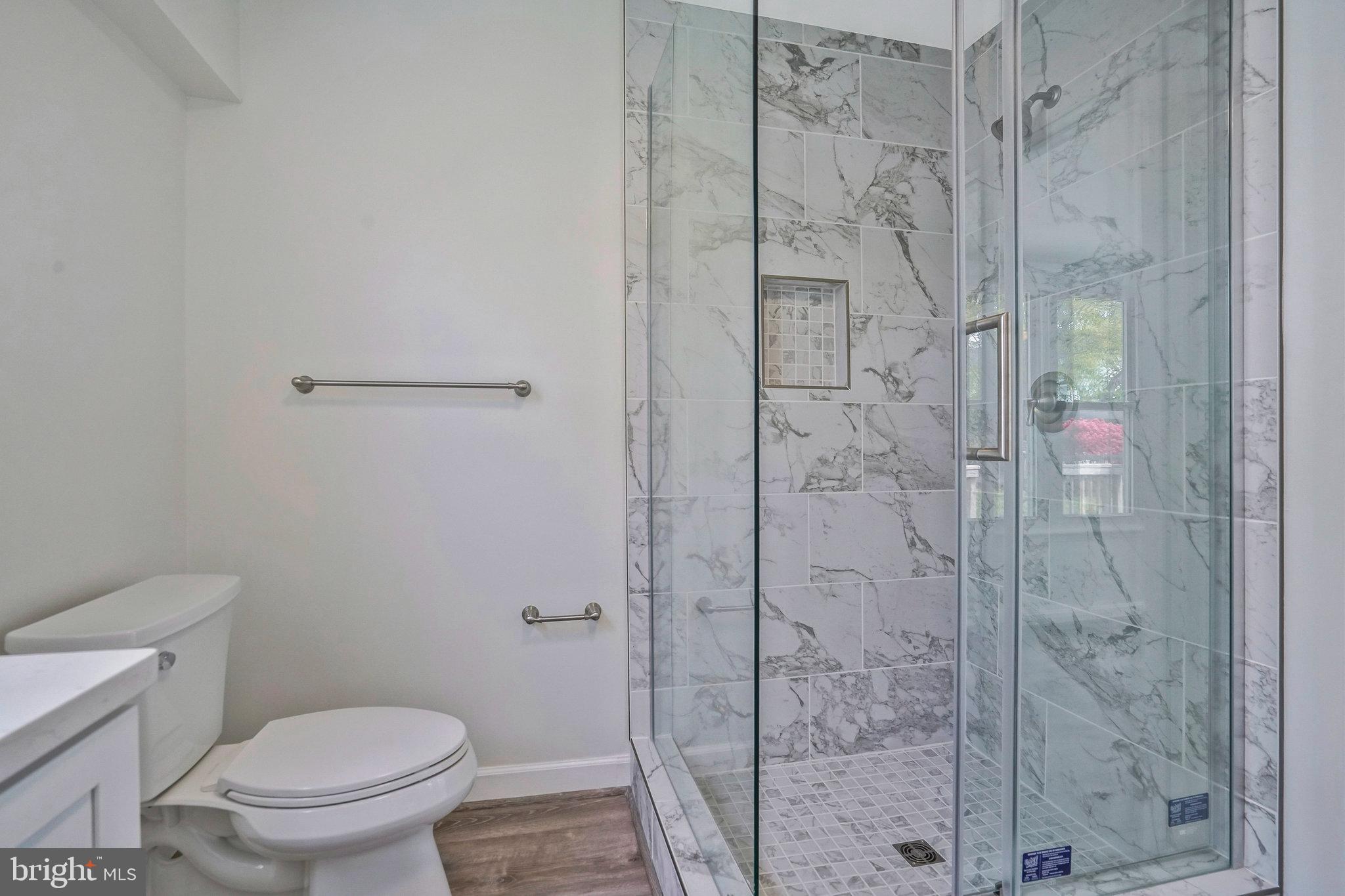 PIMMIT HILLS - Residential Lease