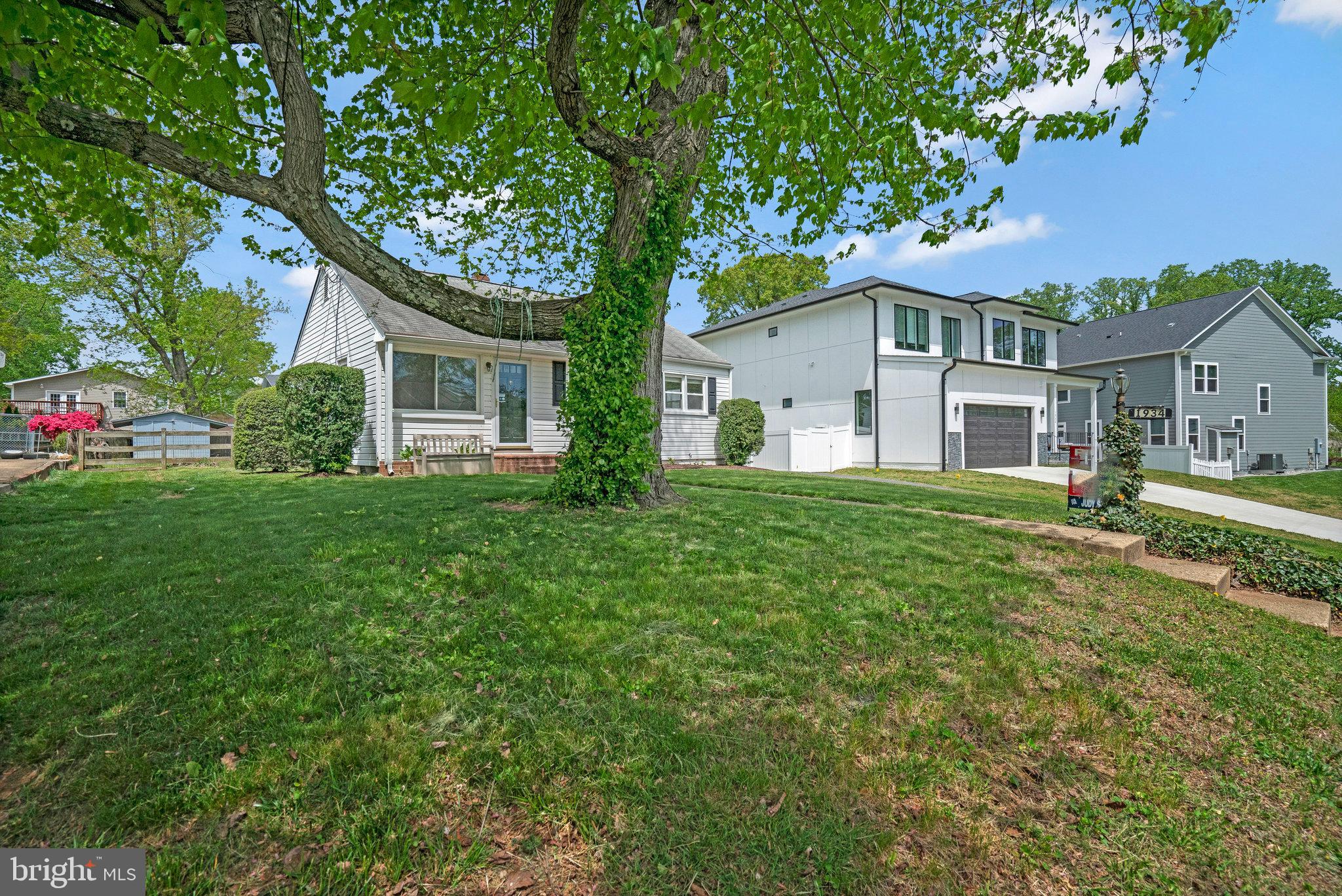 PIMMIT HILLS - Residential Lease