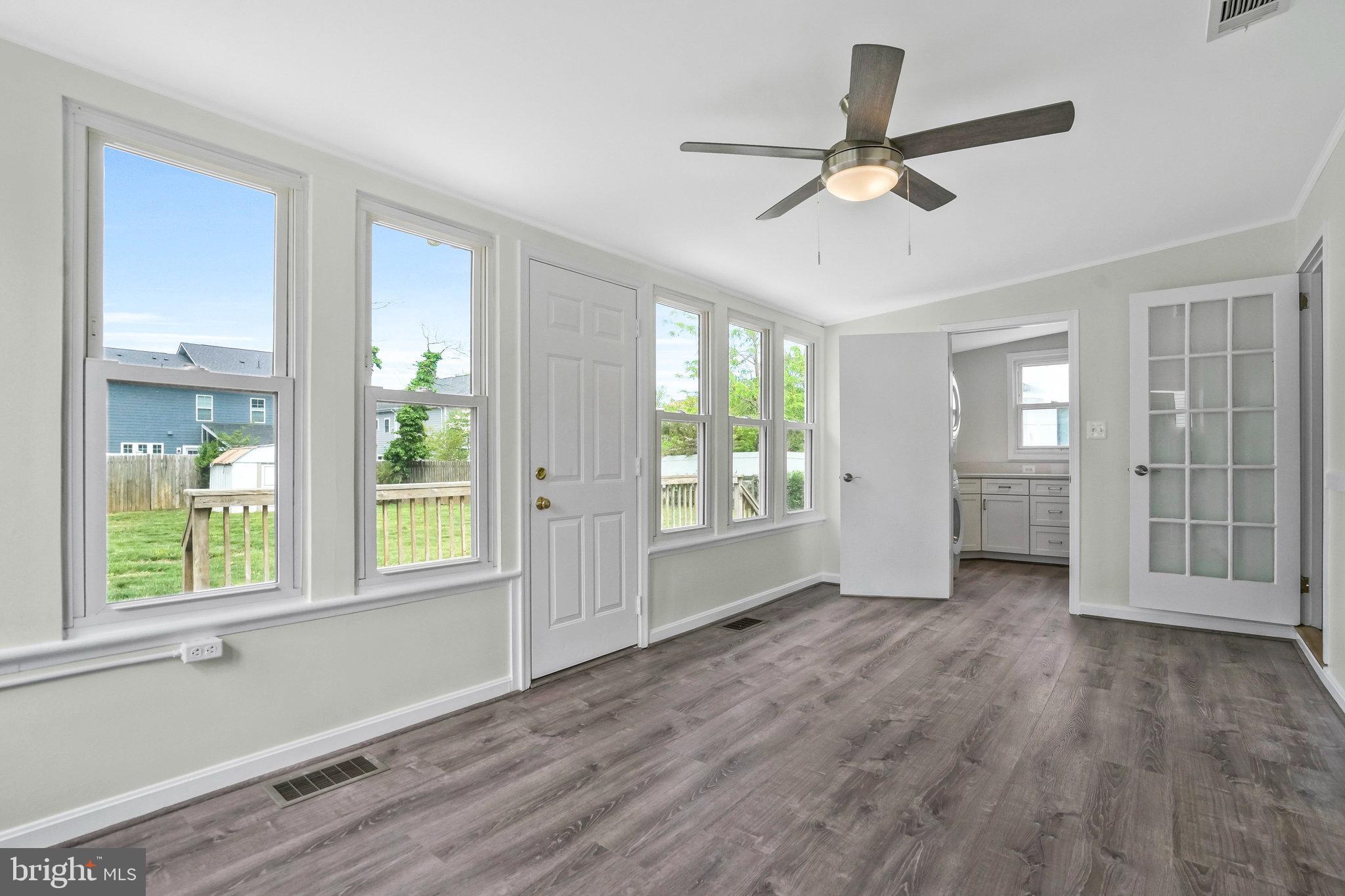 PIMMIT HILLS - Residential Lease