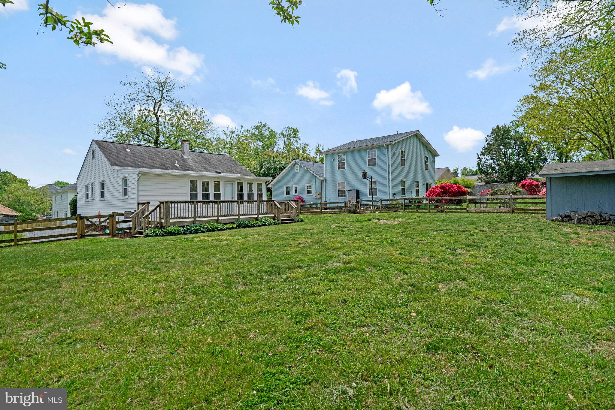 PIMMIT HILLS - Residential Lease