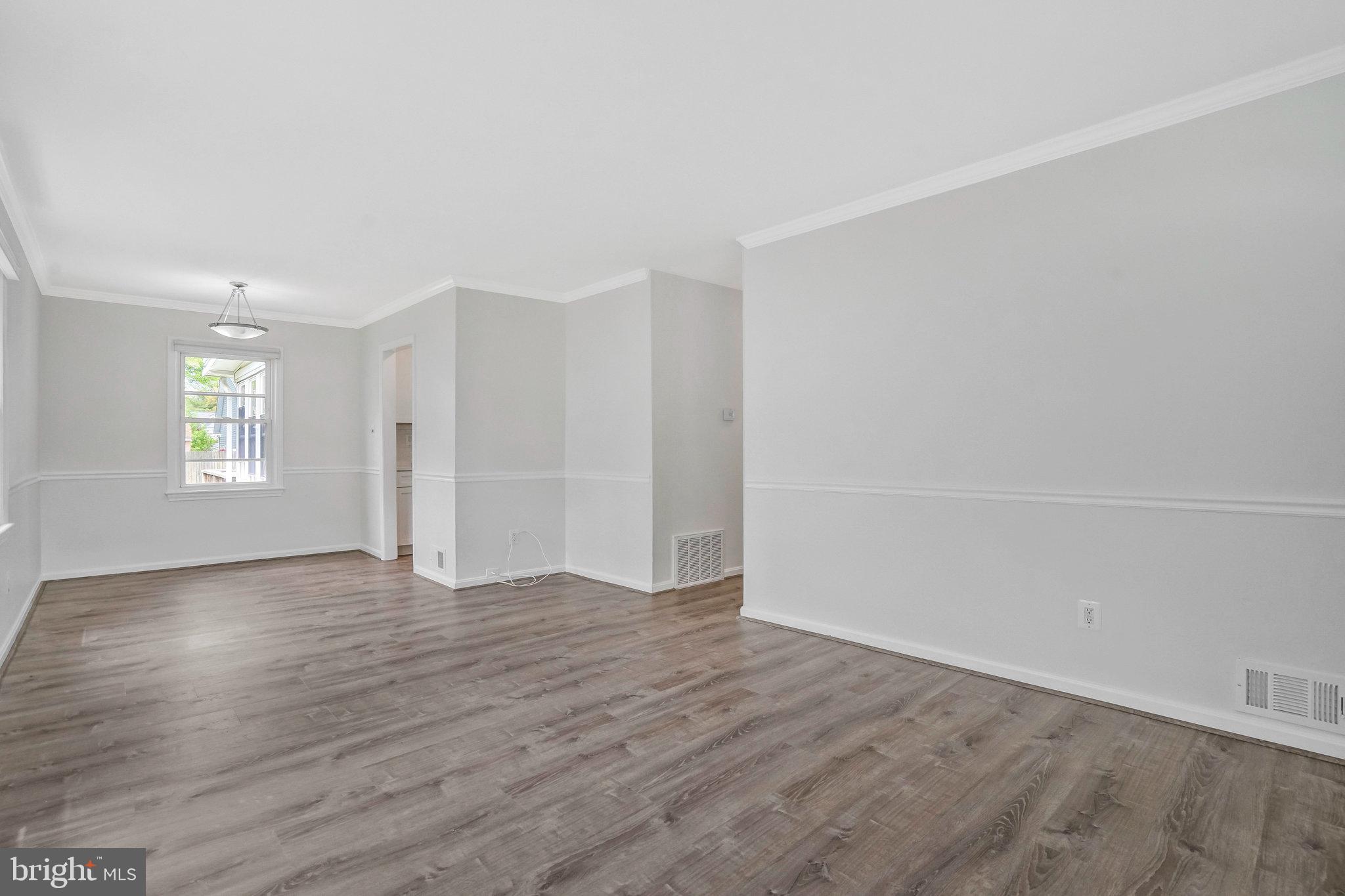 PIMMIT HILLS - Residential Lease