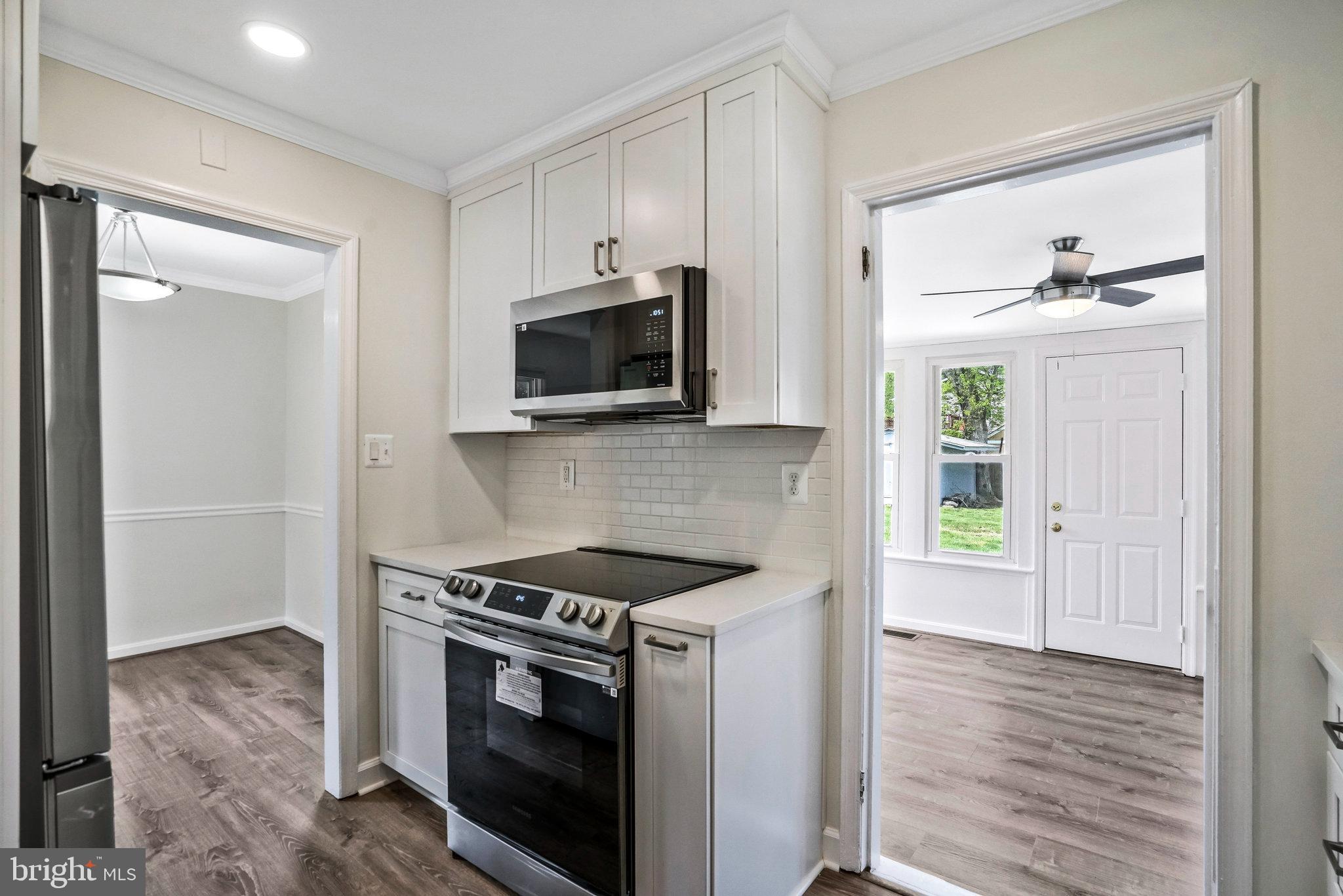 PIMMIT HILLS - Residential Lease