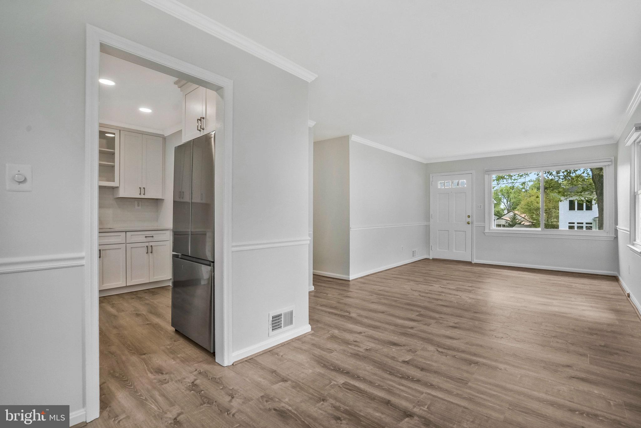 PIMMIT HILLS - Residential Lease