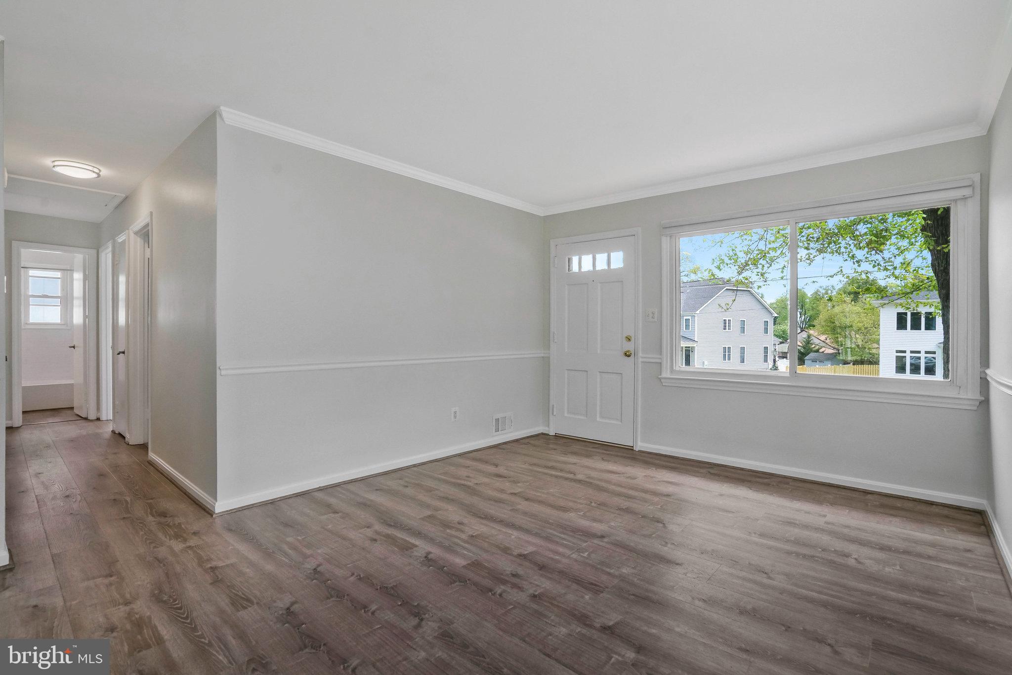 PIMMIT HILLS - Residential Lease