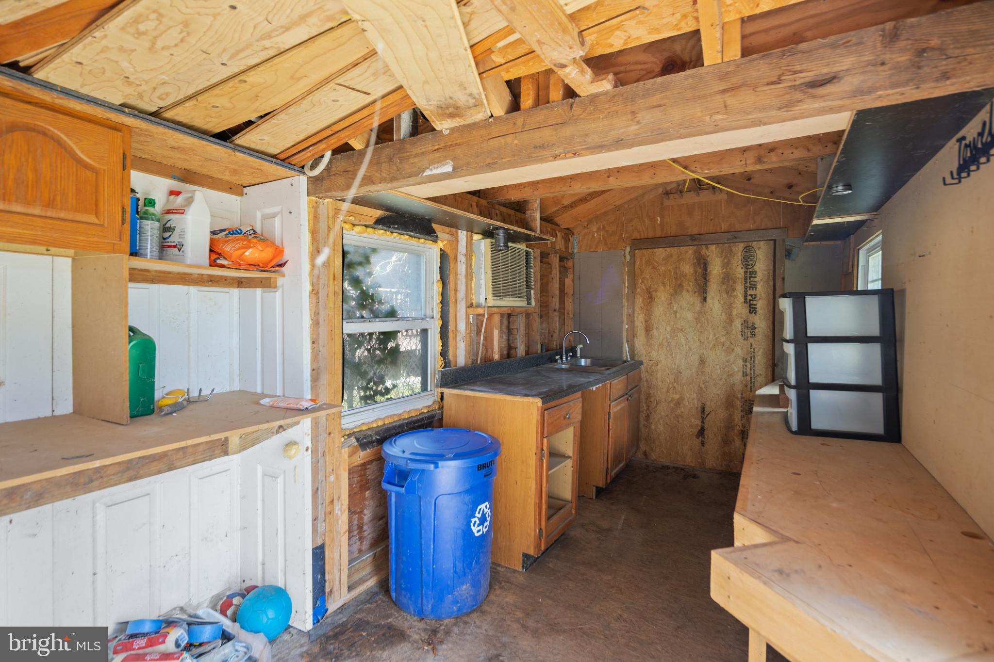 FRANKLIN MANOR - Residential