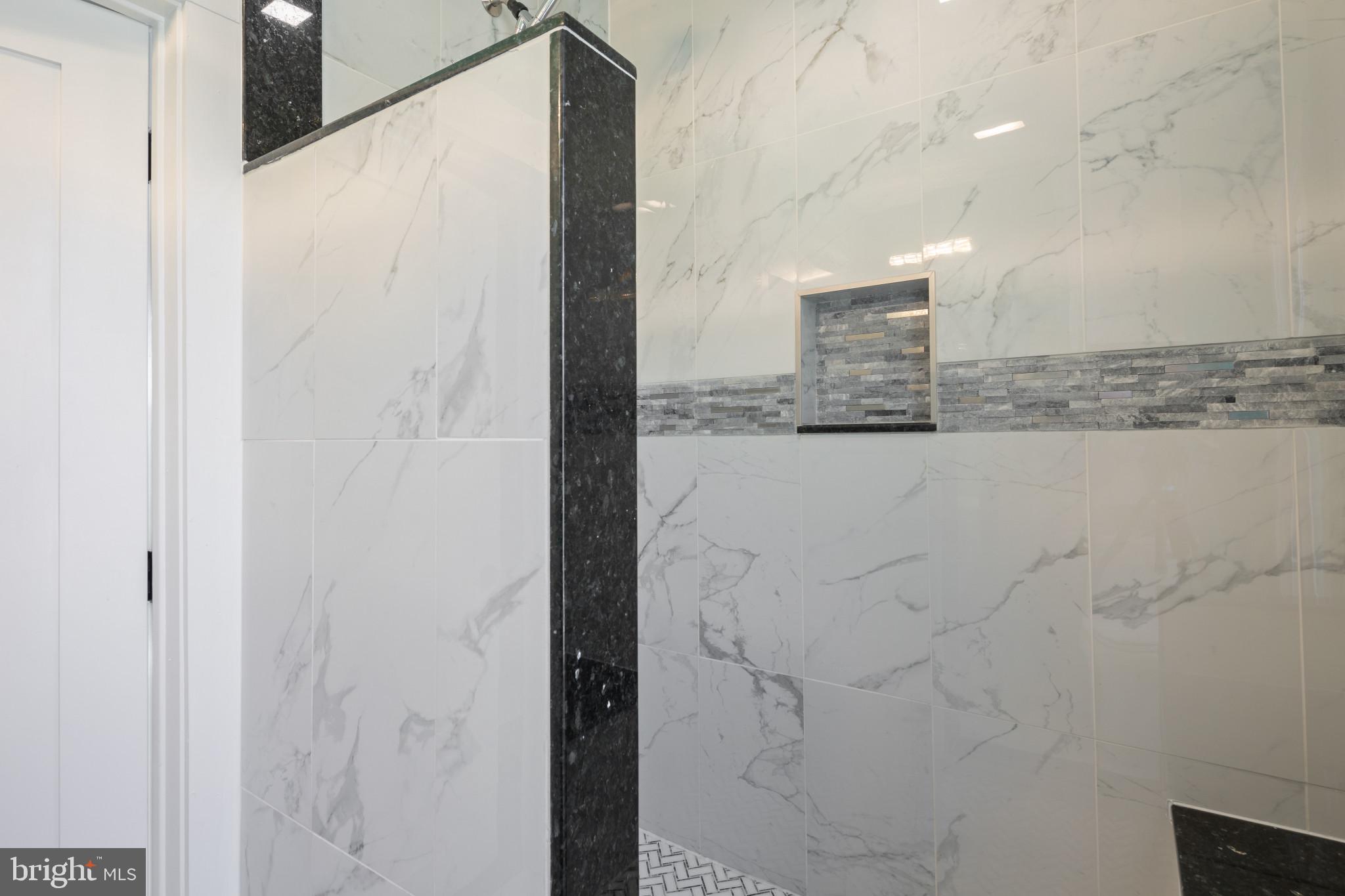 FRANKLIN MANOR - Residential