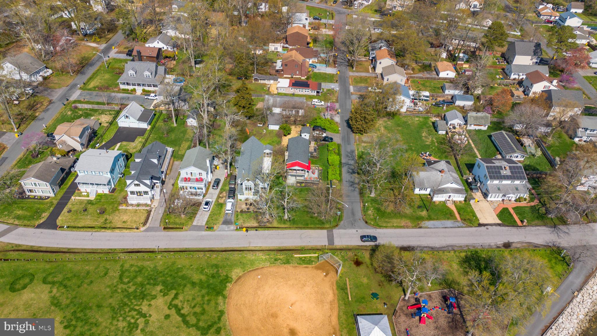 FRANKLIN MANOR - Residential