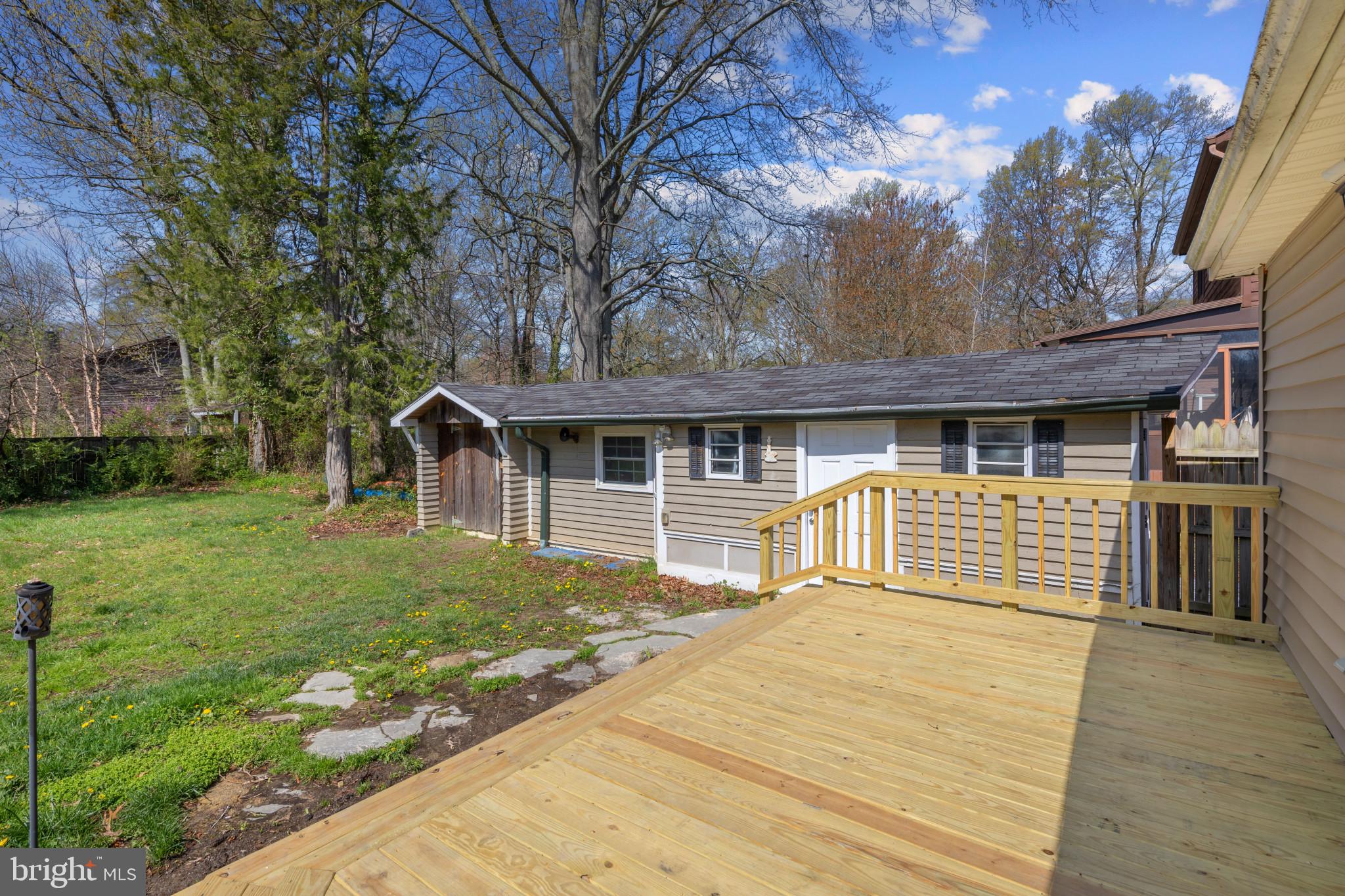 FRANKLIN MANOR - Residential