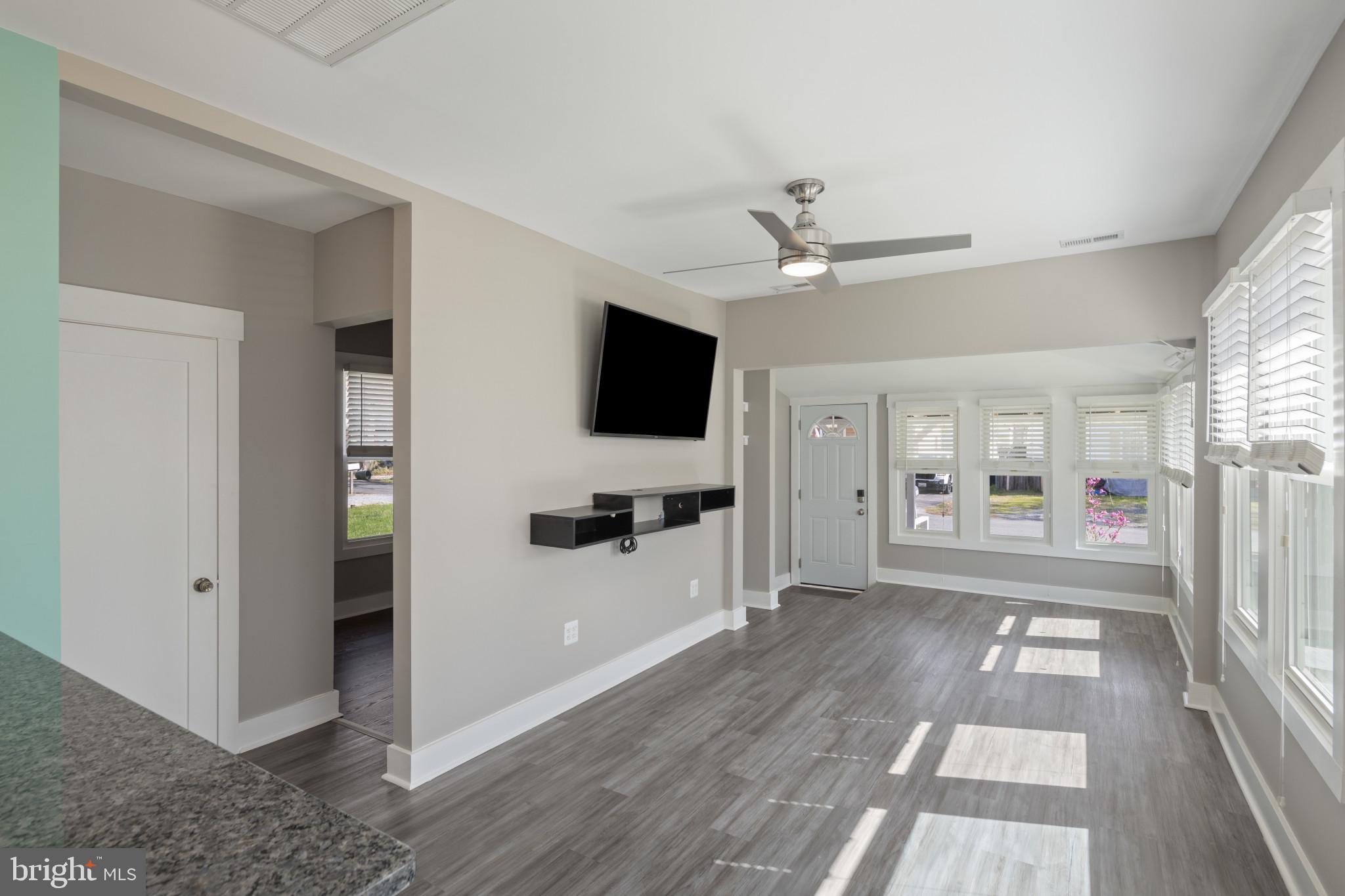 FRANKLIN MANOR - Residential