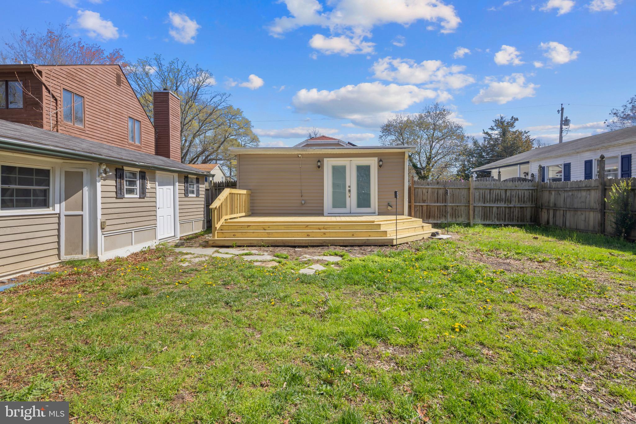 FRANKLIN MANOR - Residential