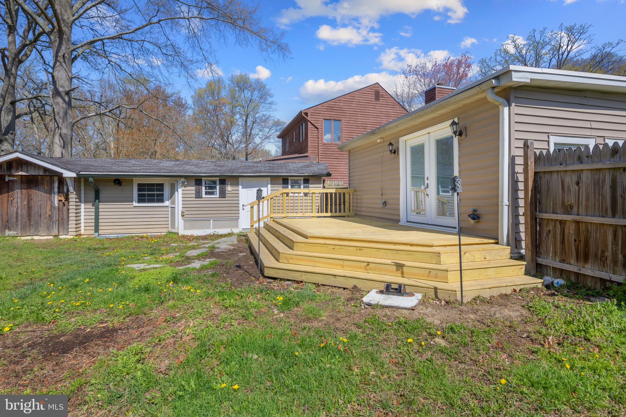 FRANKLIN MANOR - Residential