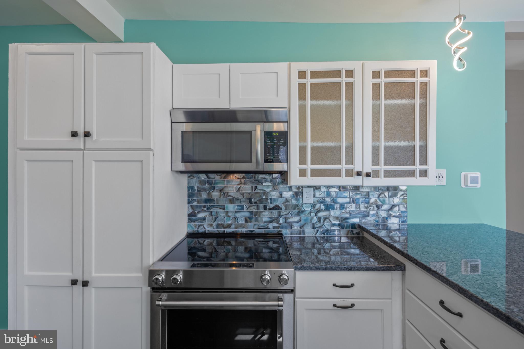 FRANKLIN MANOR - Residential