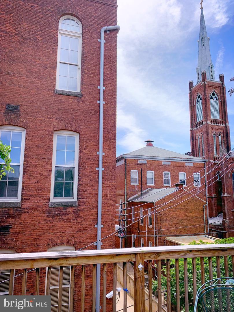 FEDERAL HILL HISTORIC DISTRICT - Residential Lease