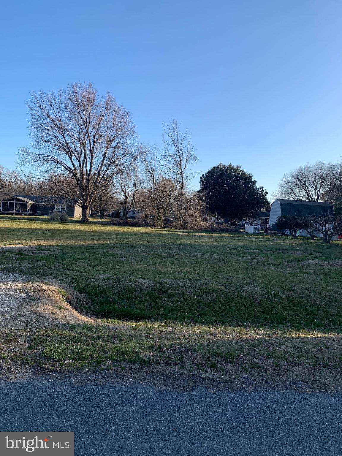 SUNNY ISLE OF KENT - Land