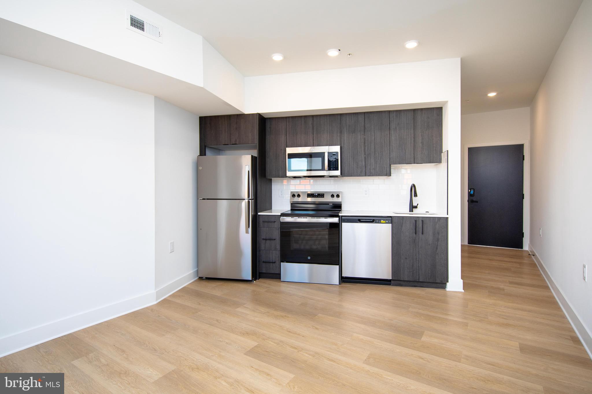 NORTHERN LIBERTIES - Residential Lease