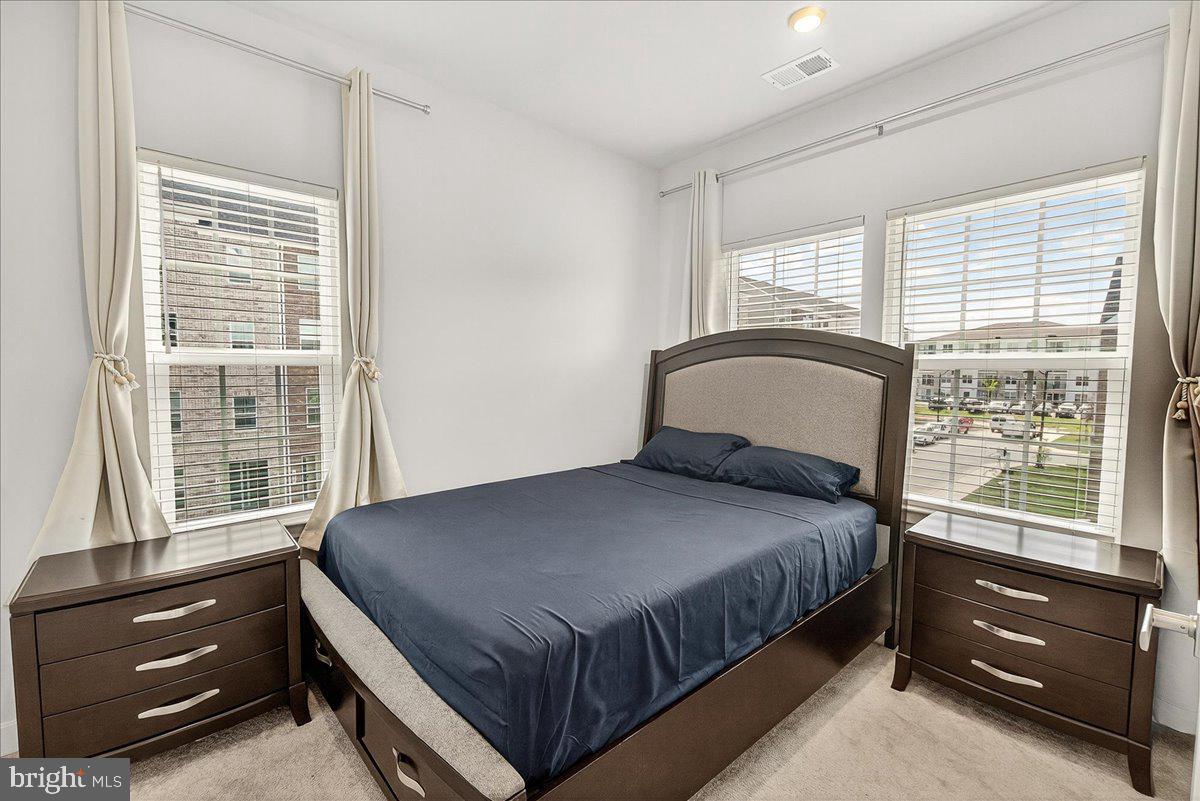 SOUTHLAKE - Residential Lease