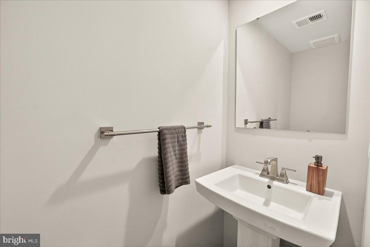 SOUTHLAKE - Residential Lease