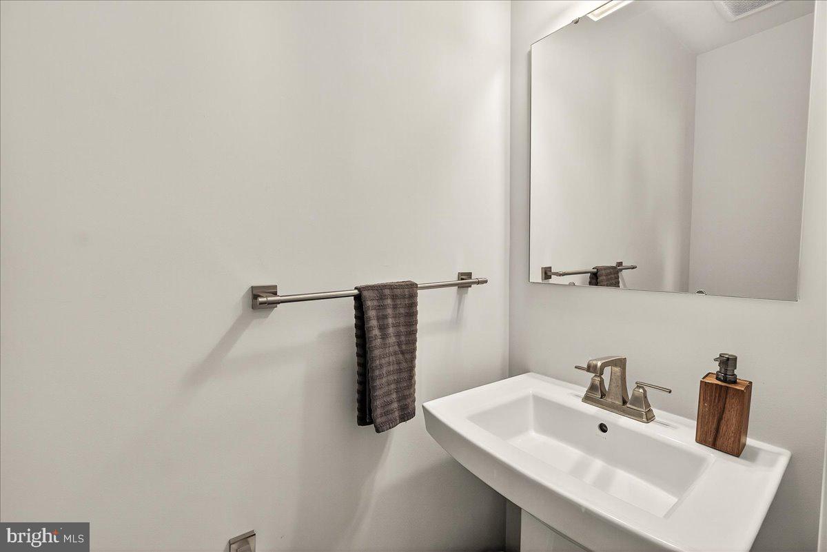 SOUTHLAKE - Residential Lease