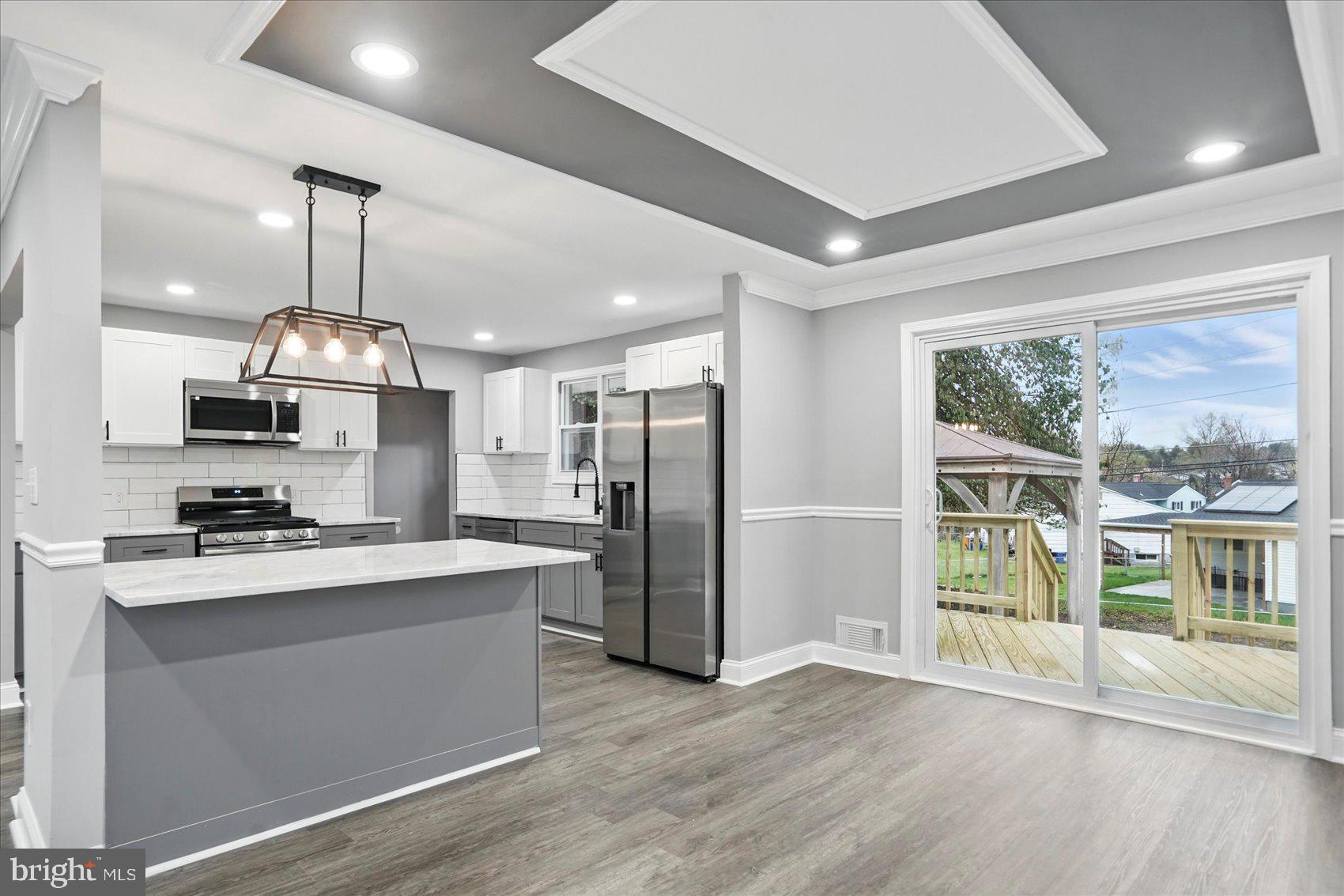 STONEYBROOK - Residential