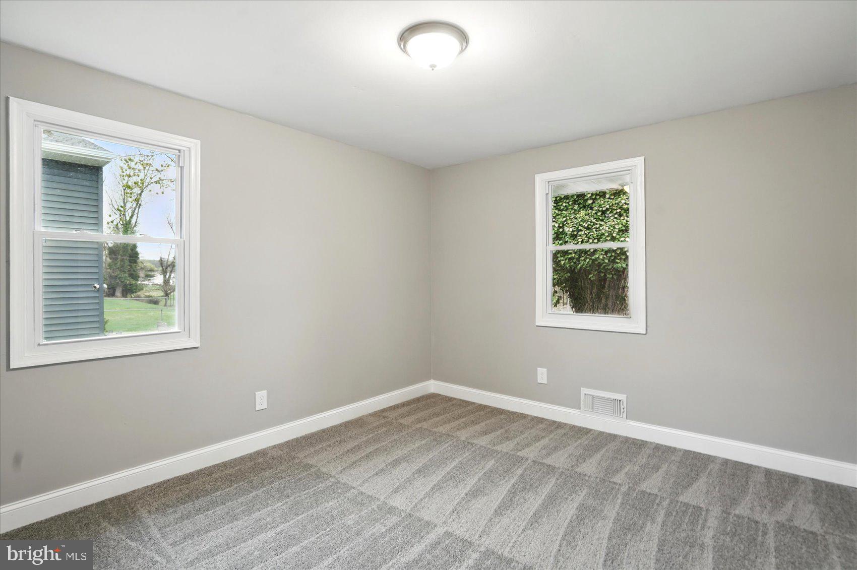 STONEYBROOK - Residential