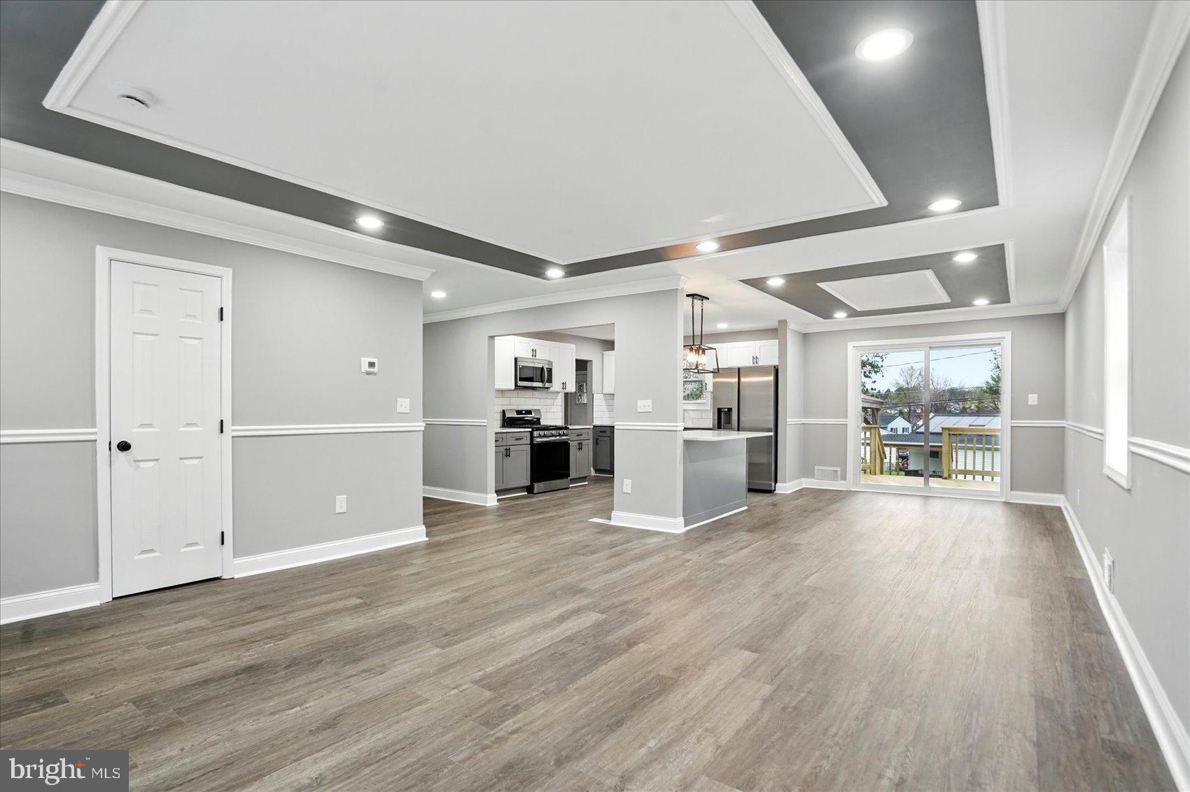 STONEYBROOK - Residential