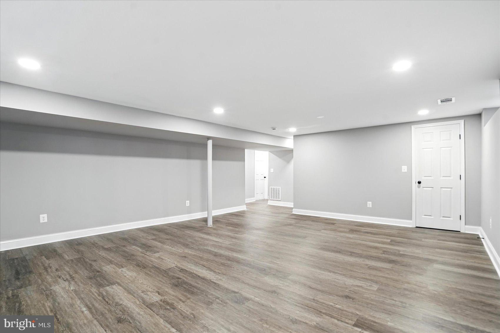 STONEYBROOK - Residential