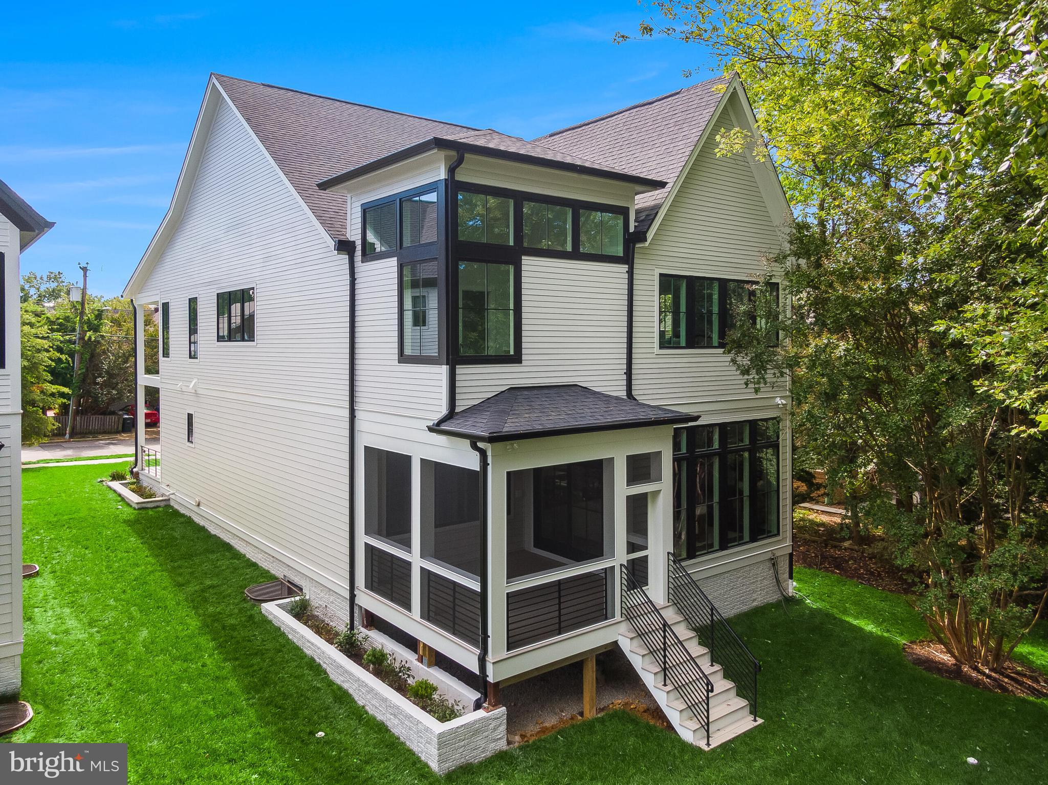 SHIRLEY WOODS - Residential