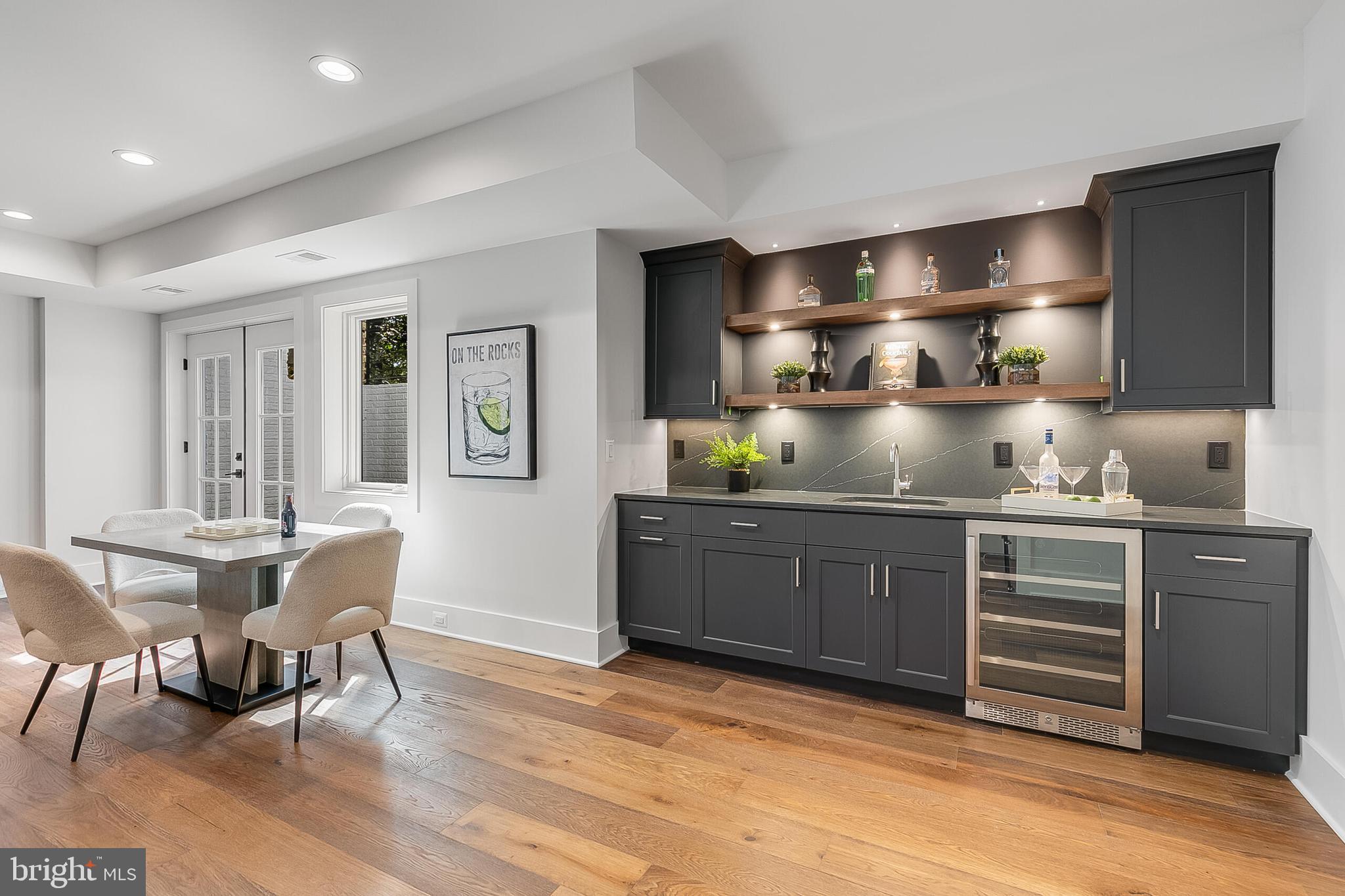 SHIRLEY WOODS - Residential