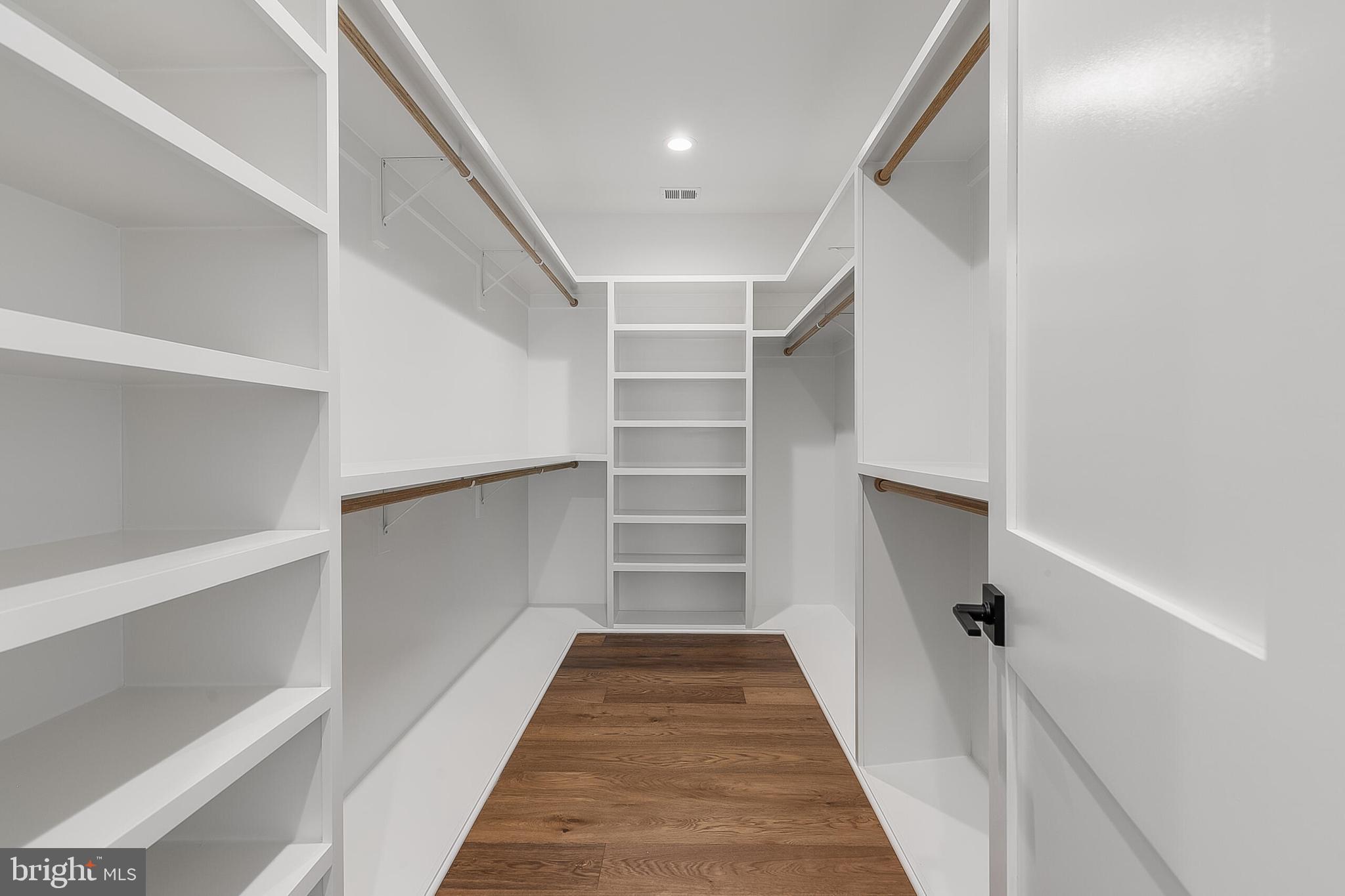 SHIRLEY WOODS - Residential