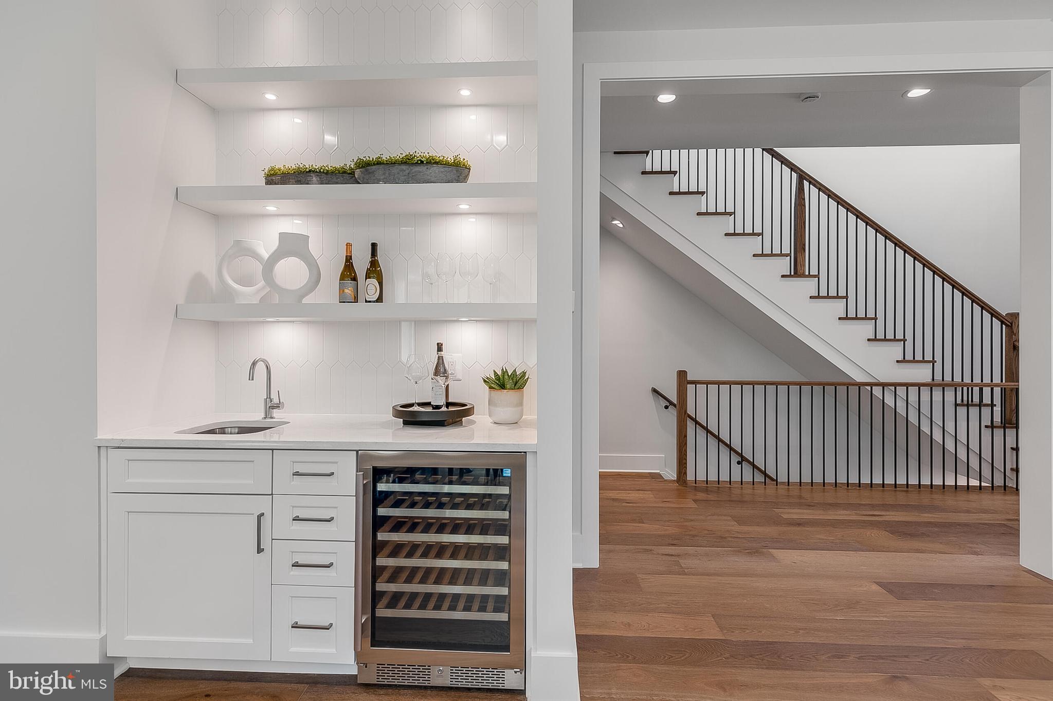 SHIRLEY WOODS - Residential