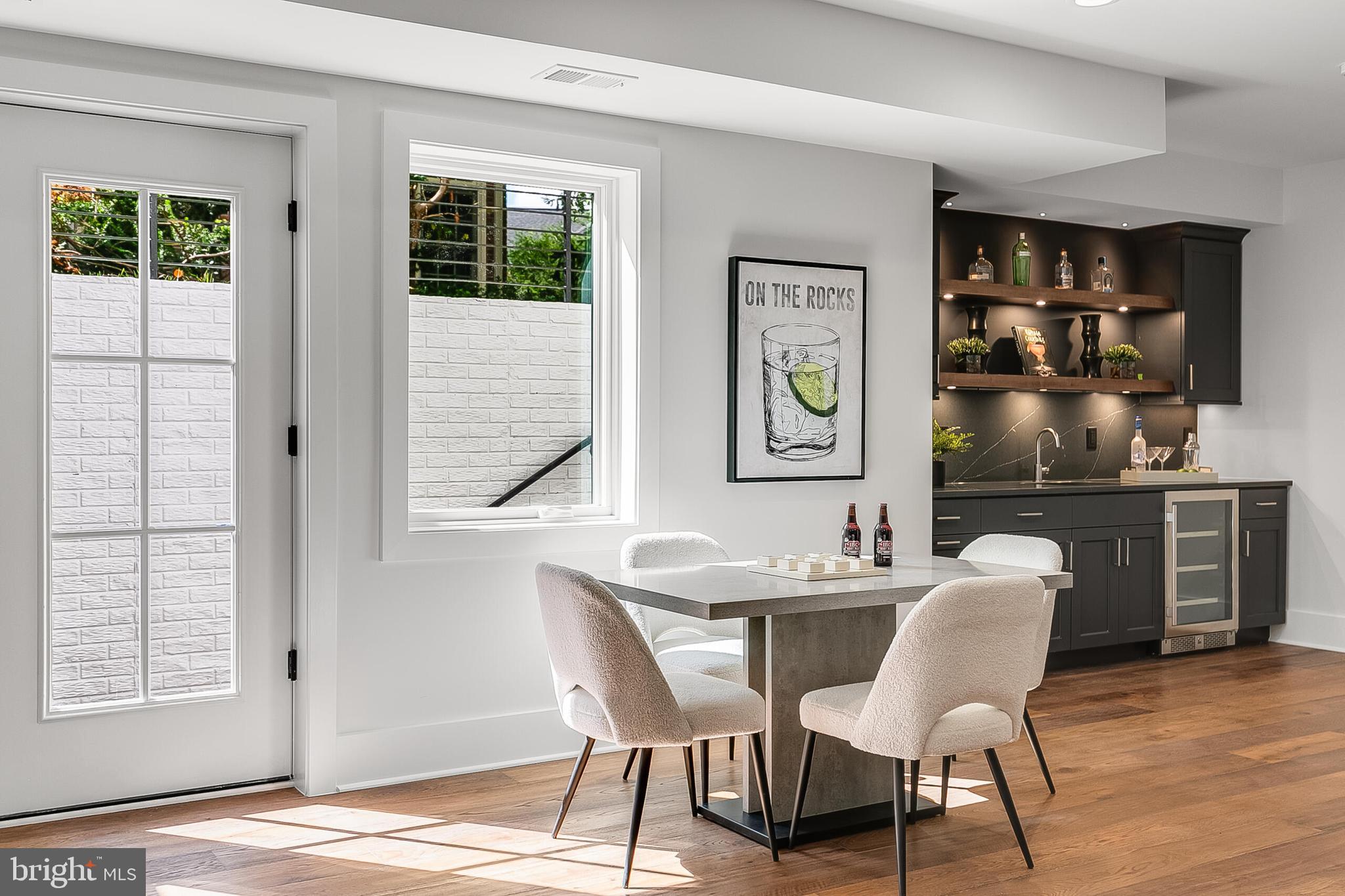 SHIRLEY WOODS - Residential