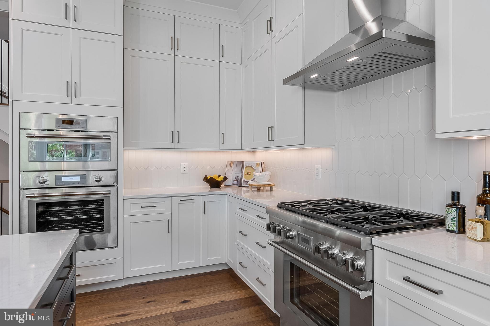 SHIRLEY WOODS - Residential