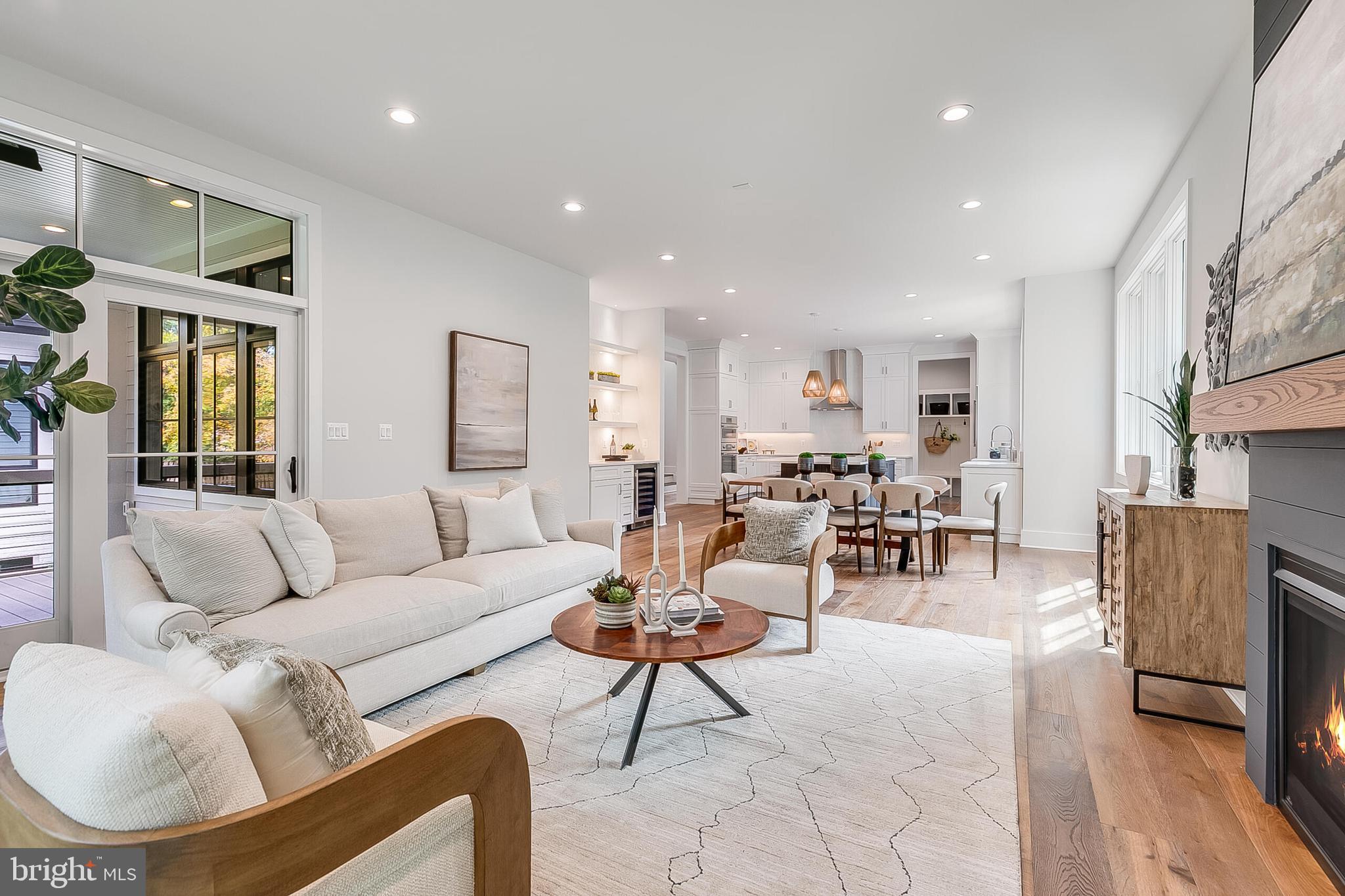 SHIRLEY WOODS - Residential