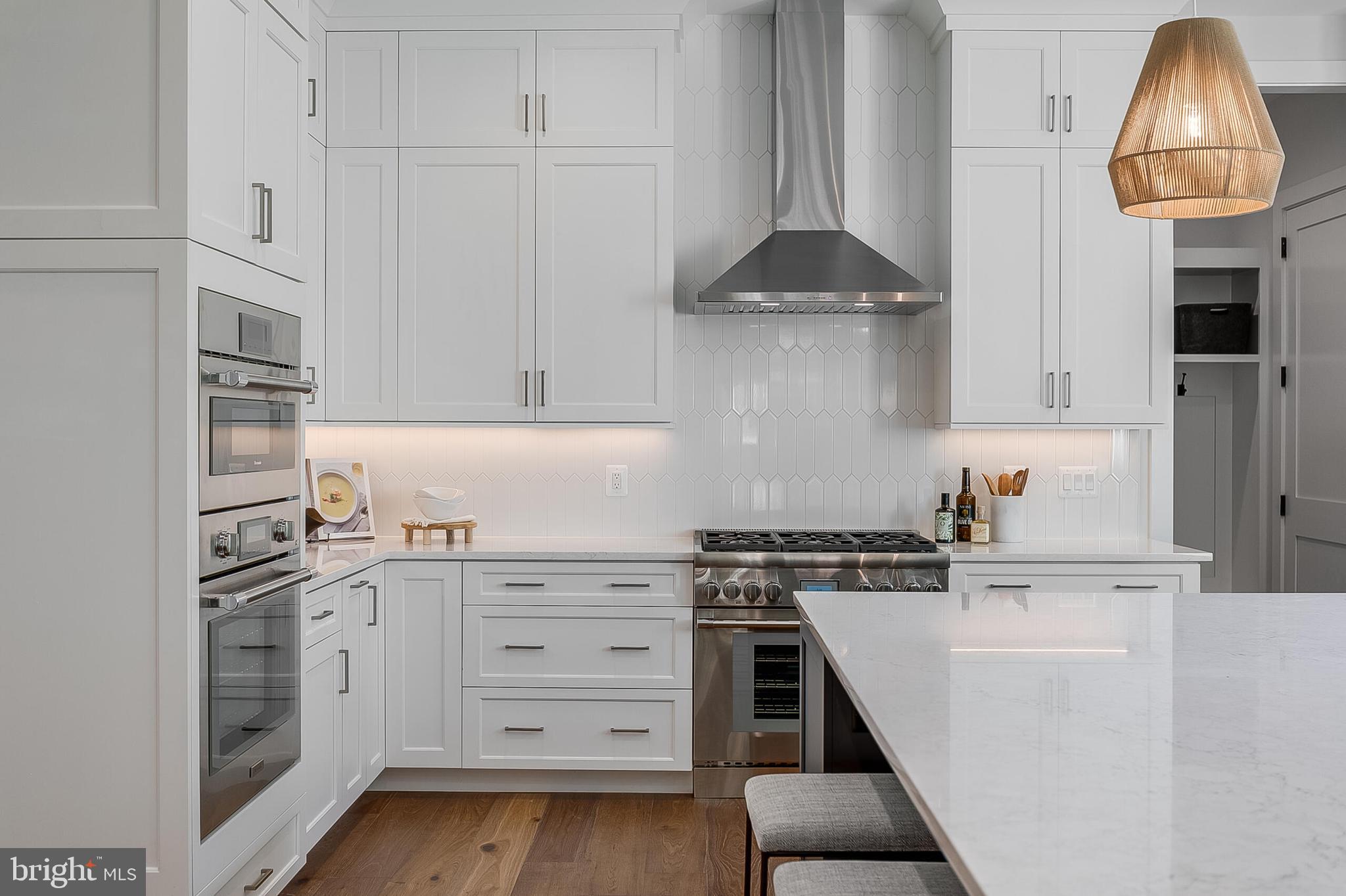 SHIRLEY WOODS - Residential