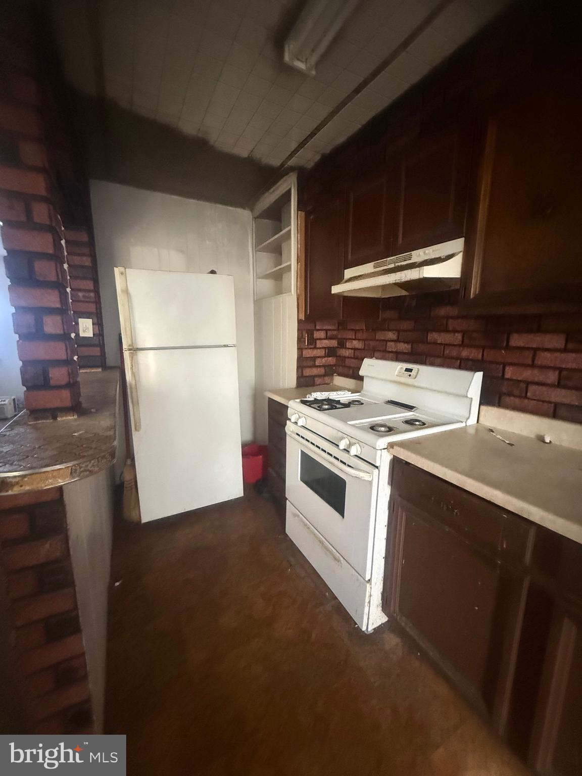 STONEHURST - Residential