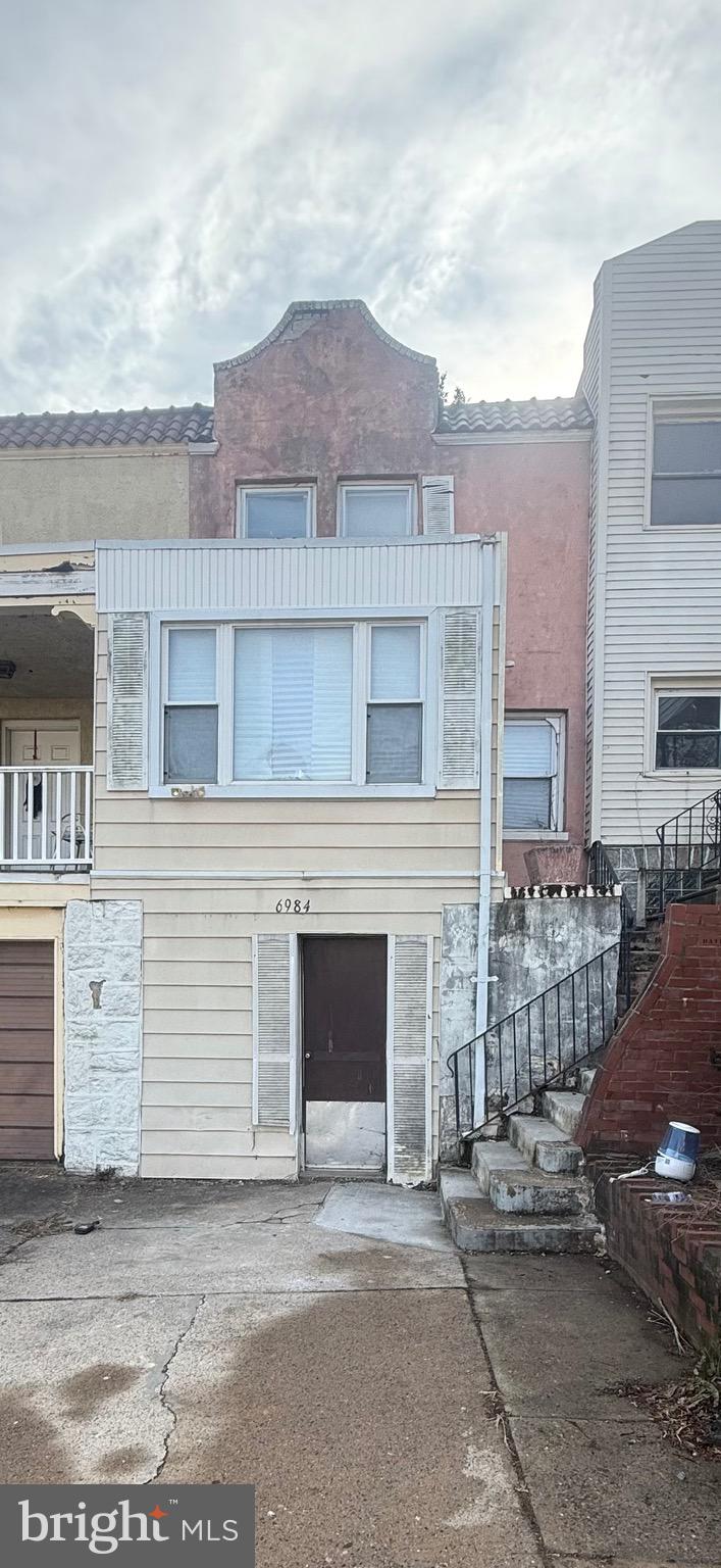 STONEHURST - Residential