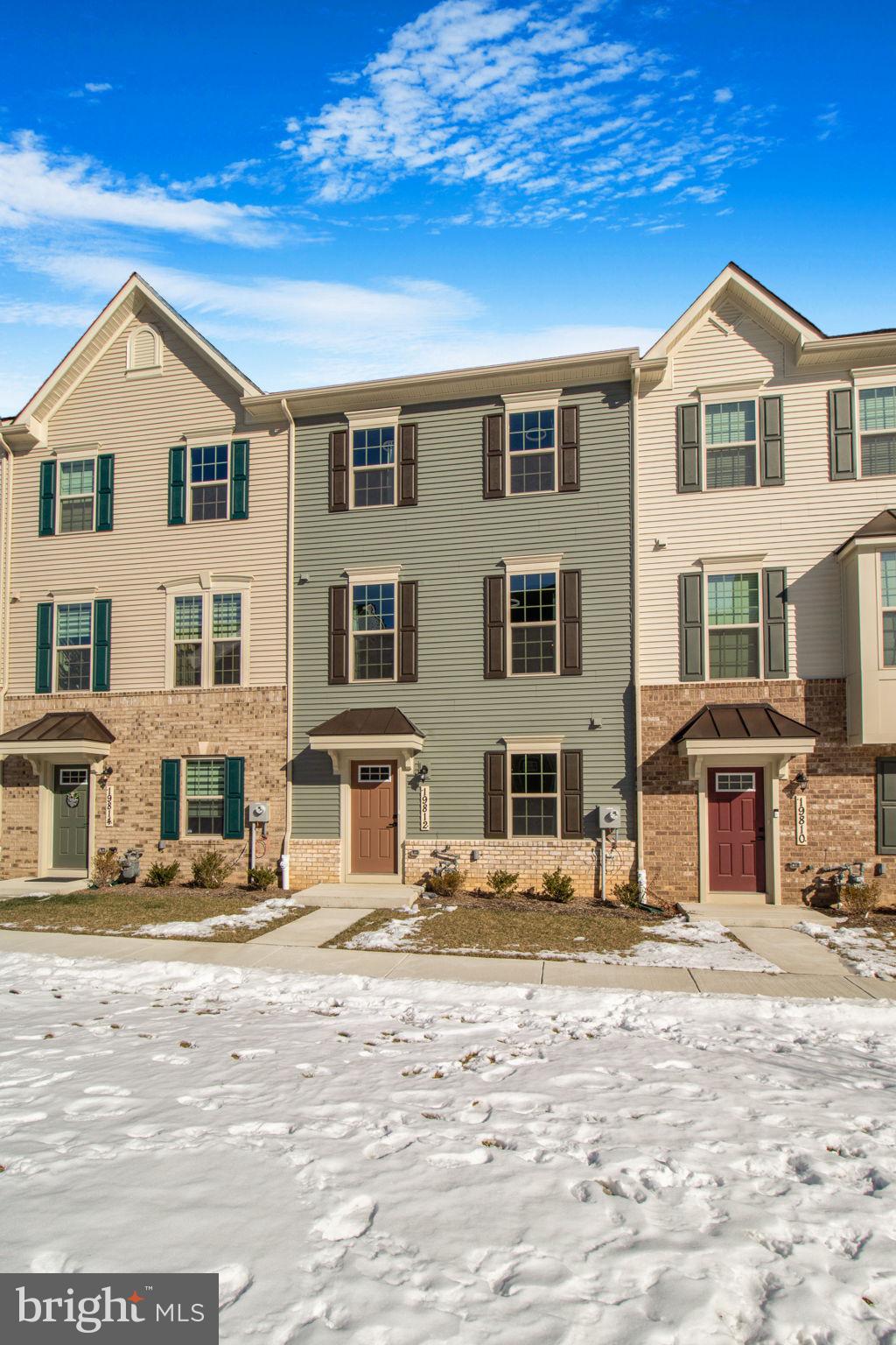 MONTGOMERY VILLAGE - Residential