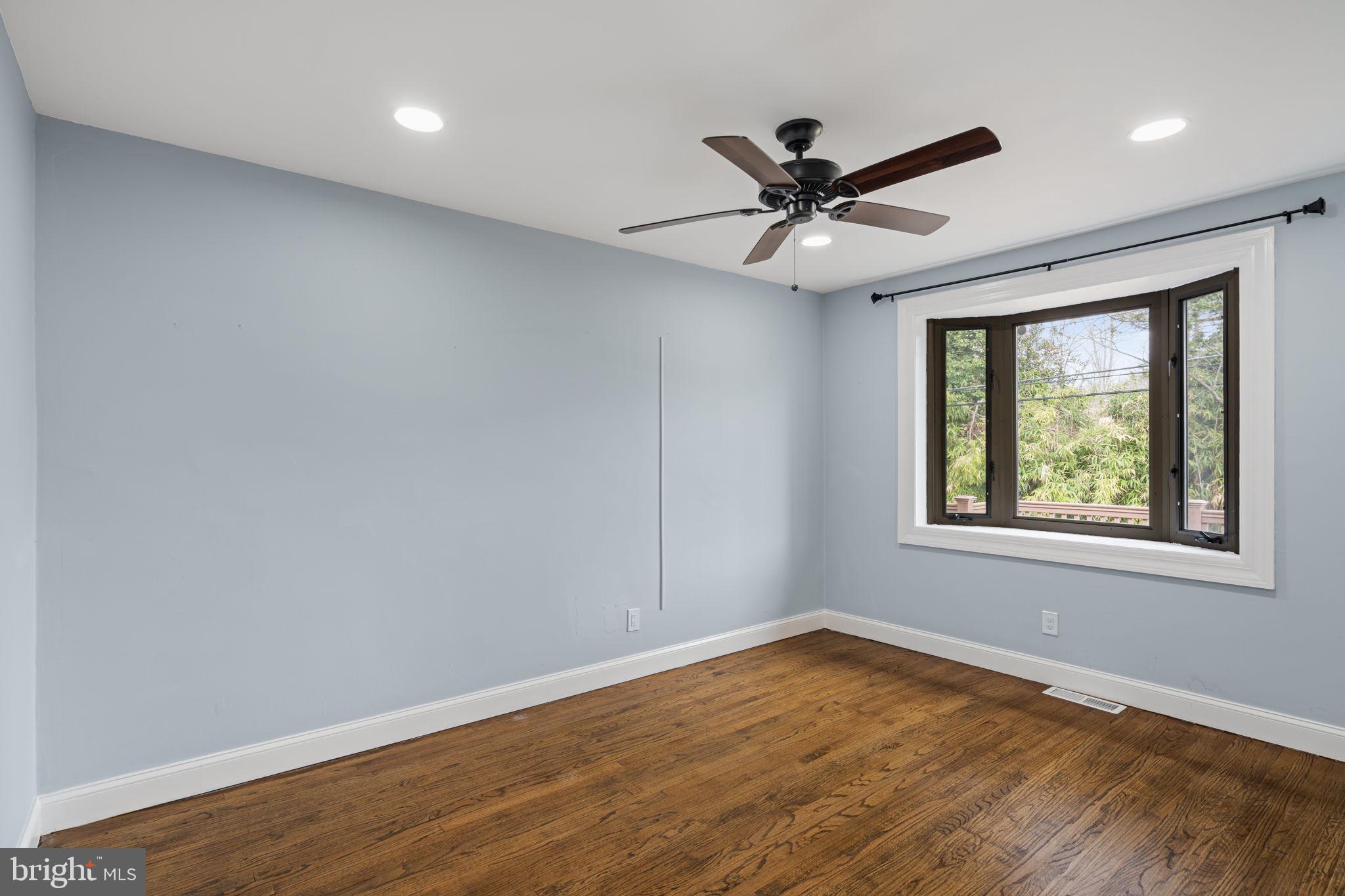 ELKINS PARK - Residential