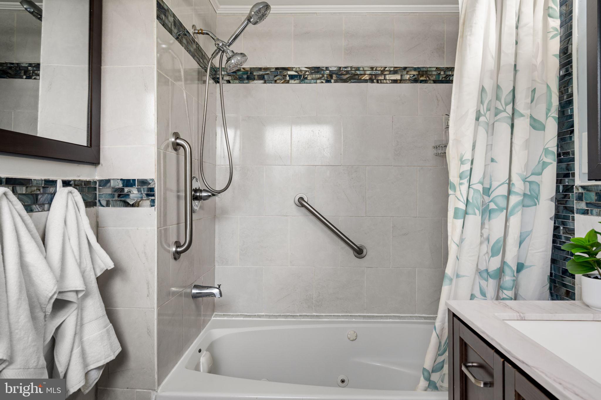 ELKINS PARK - Residential