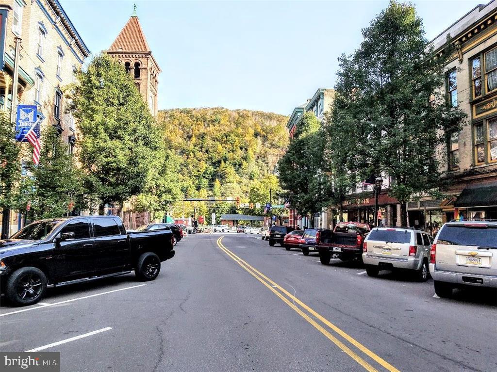 KRISS PINES ESTATES - Land