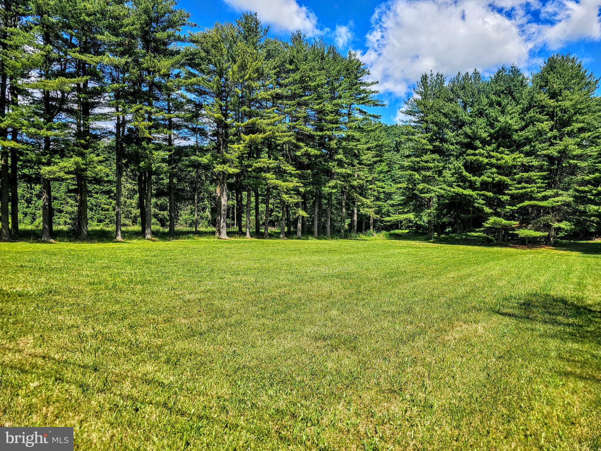 KRISS PINES ESTATES - Land