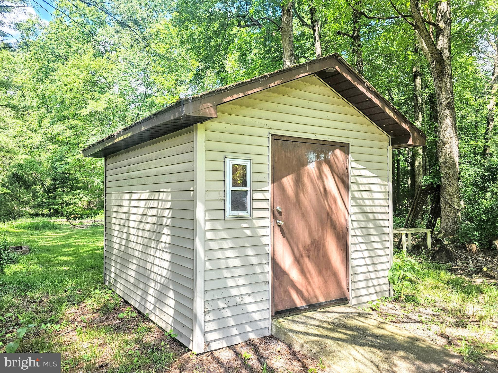 KRISS PINES ESTATES - Land