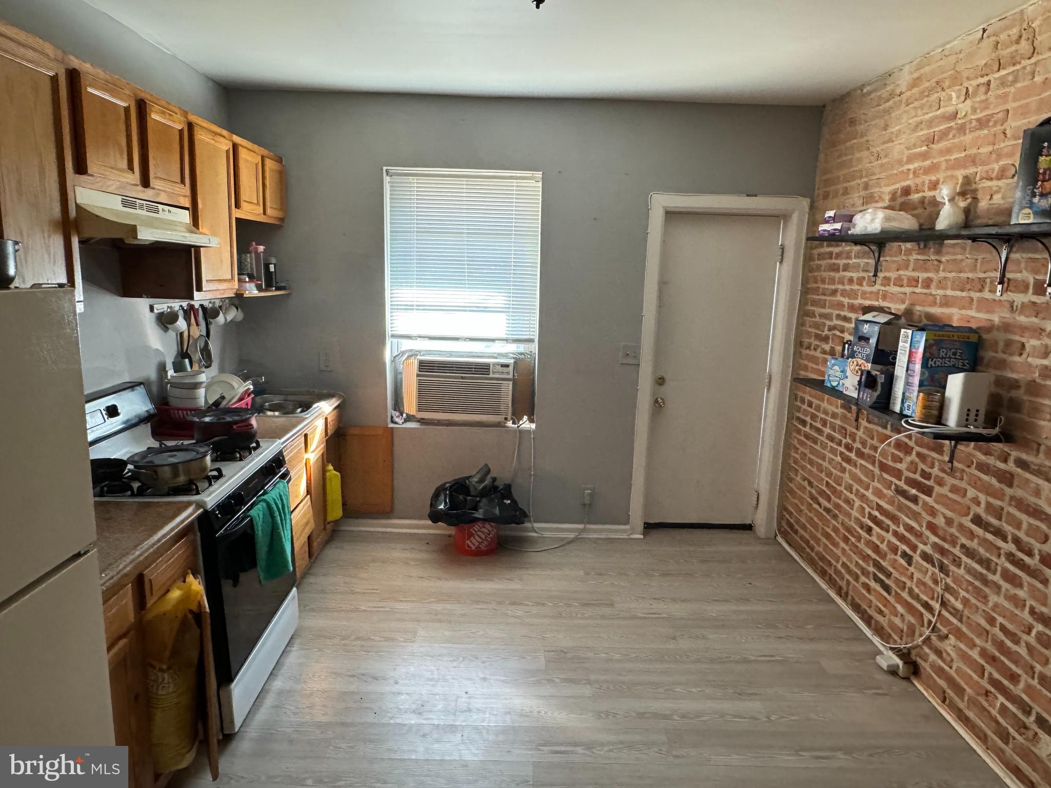 GREEKTOWN - Residential