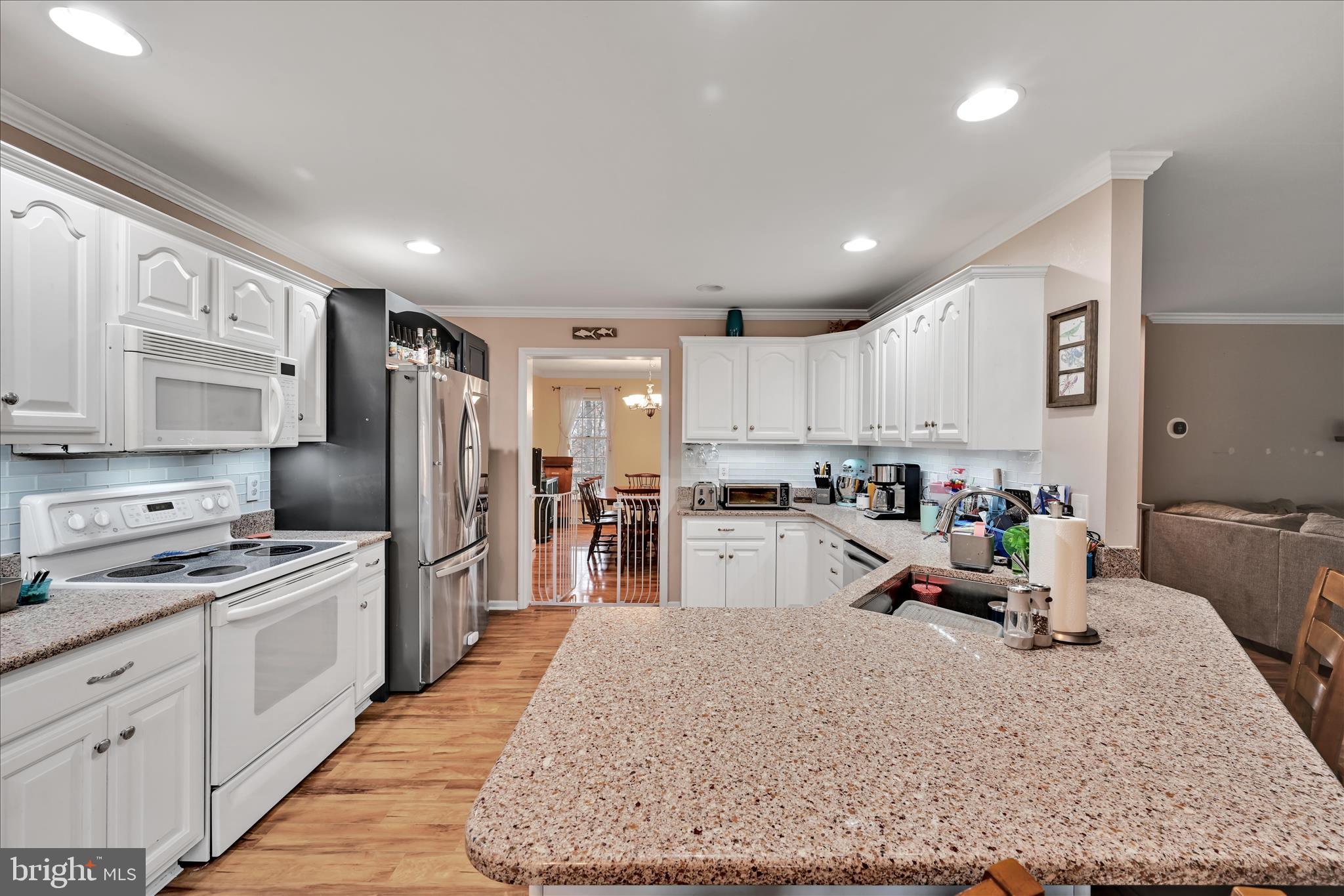 WHITETAIL ESTATES - Residential