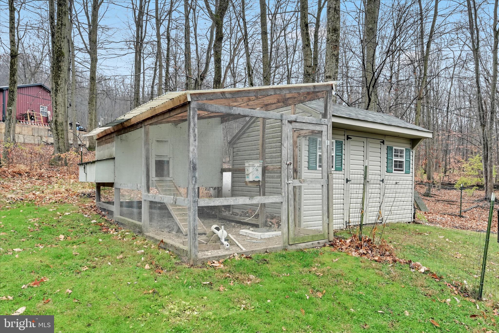 WHITETAIL ESTATES - Residential