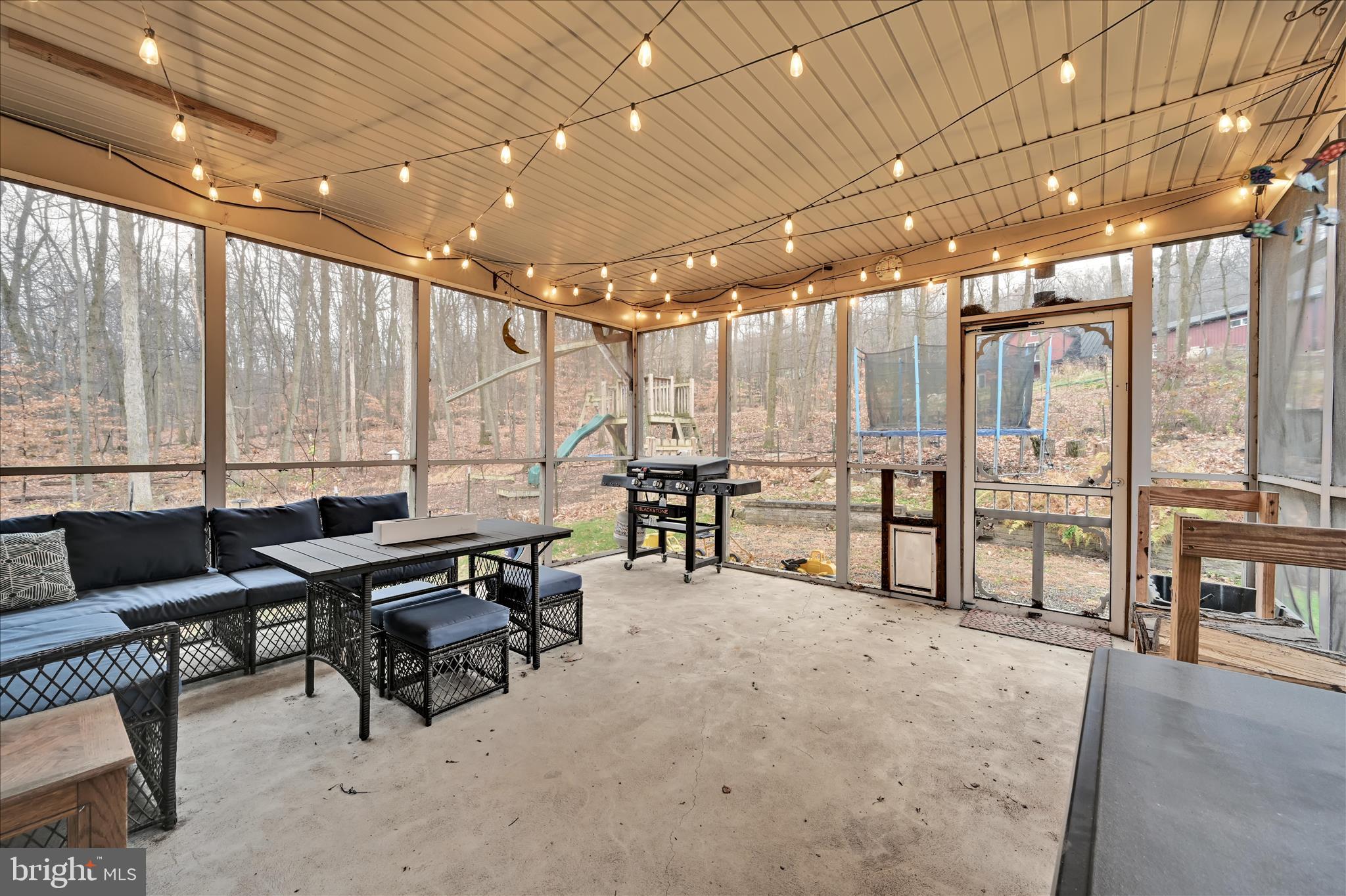 WHITETAIL ESTATES - Residential