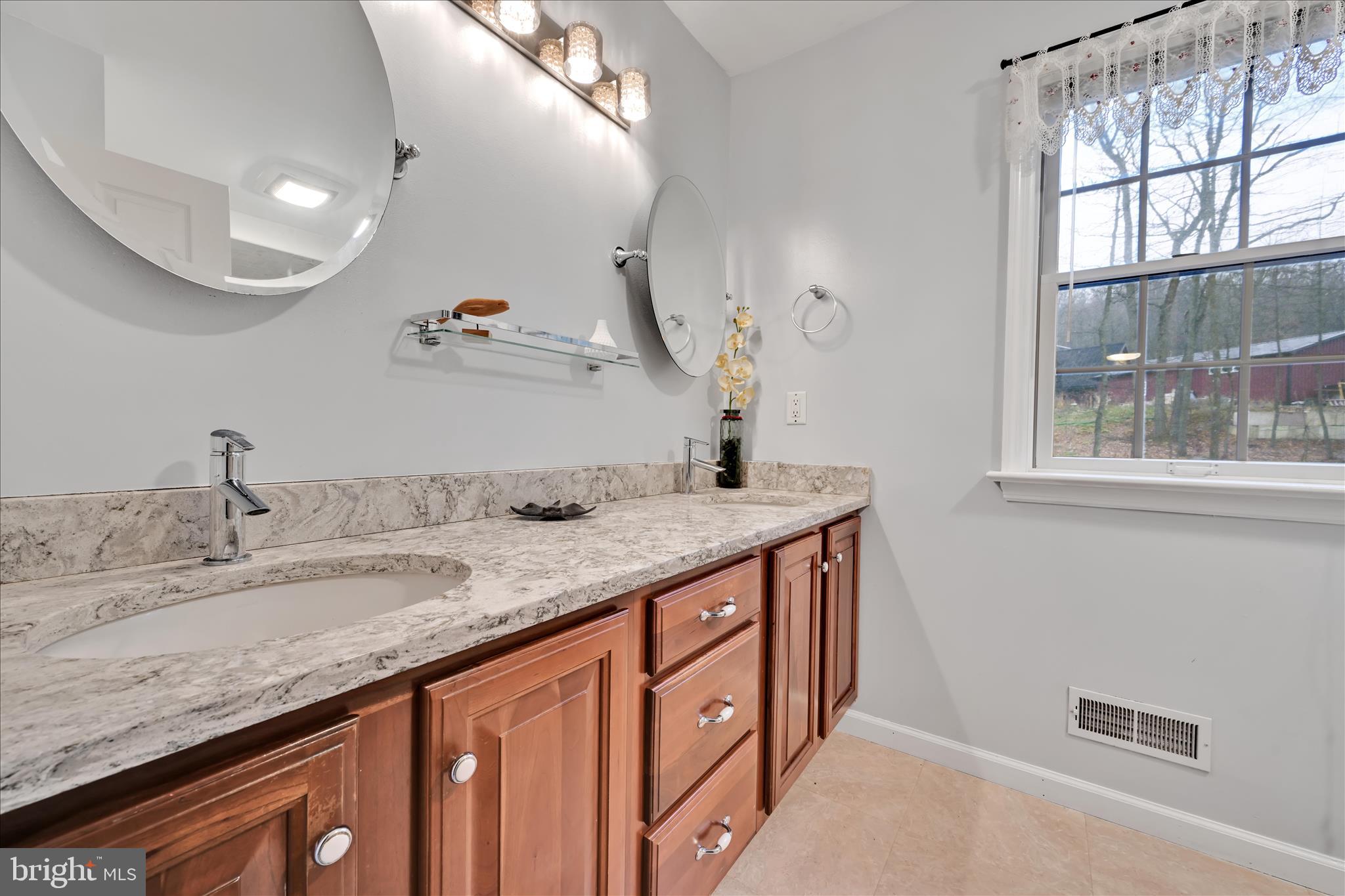 WHITETAIL ESTATES - Residential